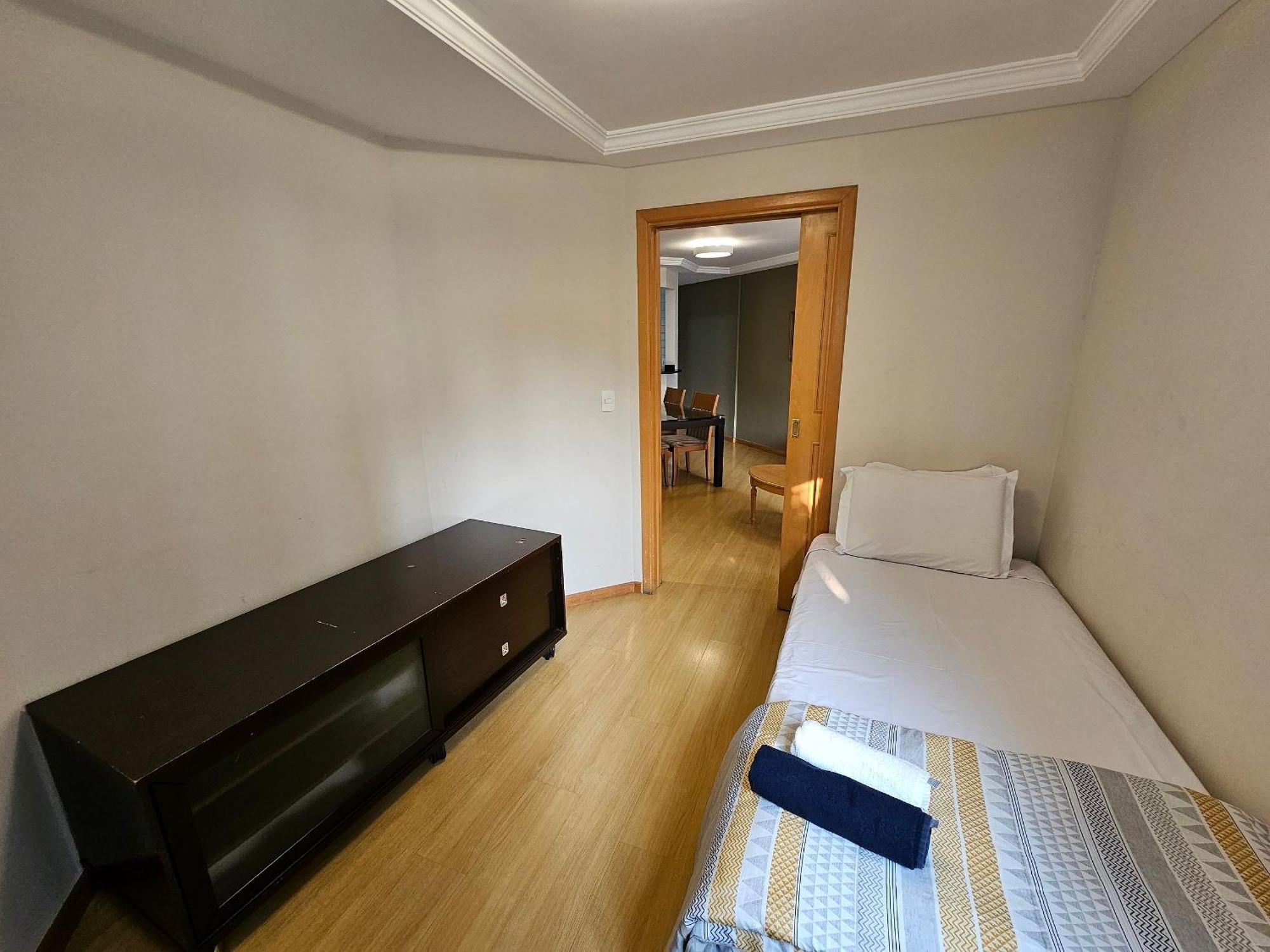 Flat Com Dois Quartos E Dois Banheiros * Sao Paulo