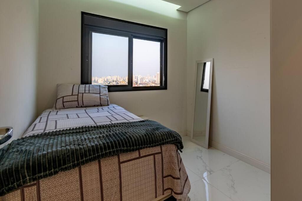 Apto Bras Com Piscina Proximo Ao Centro De Compras * São Paulo