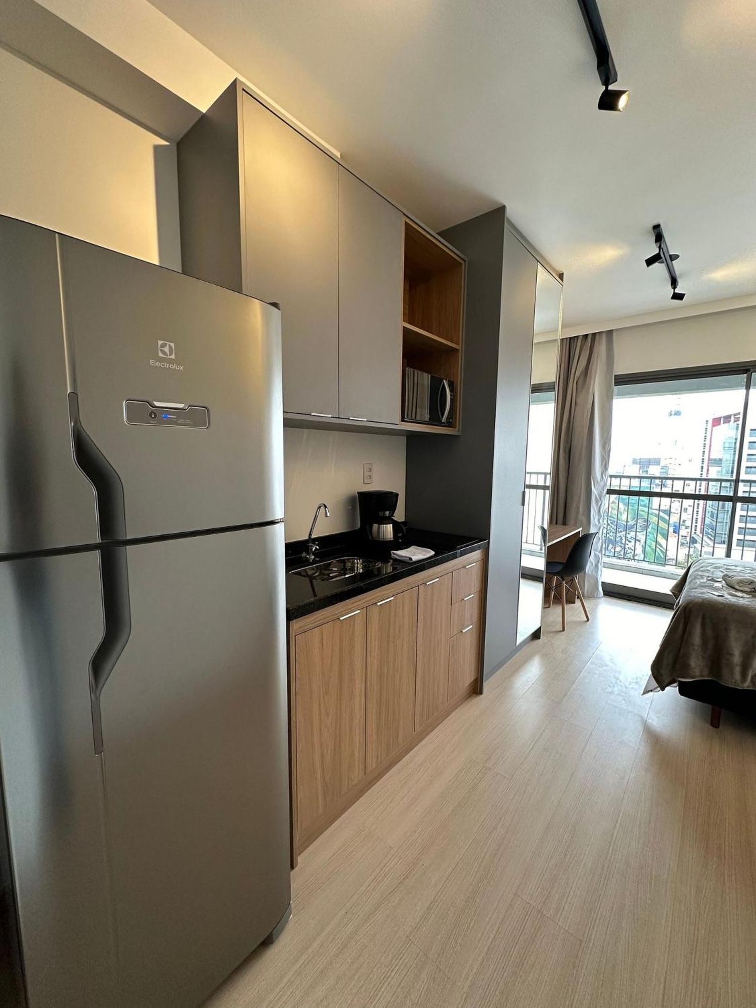 Apartemen Trevizzo Consolacao! Sao Paulo