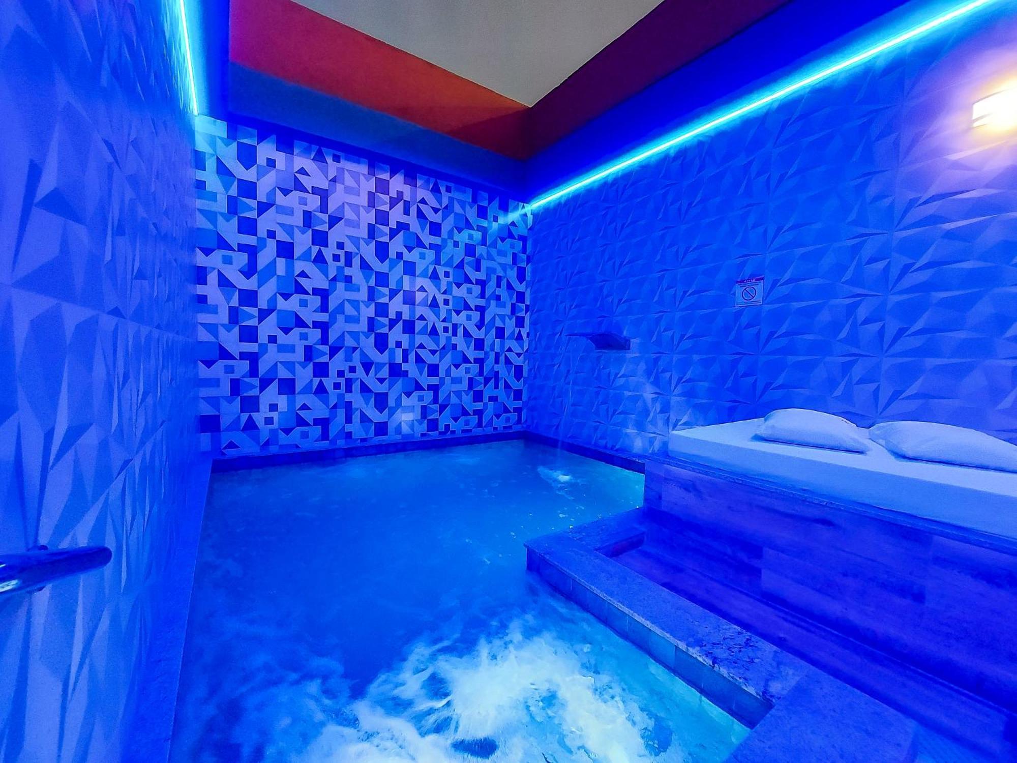 Khách sạn tình yêu Belle (adults Only)