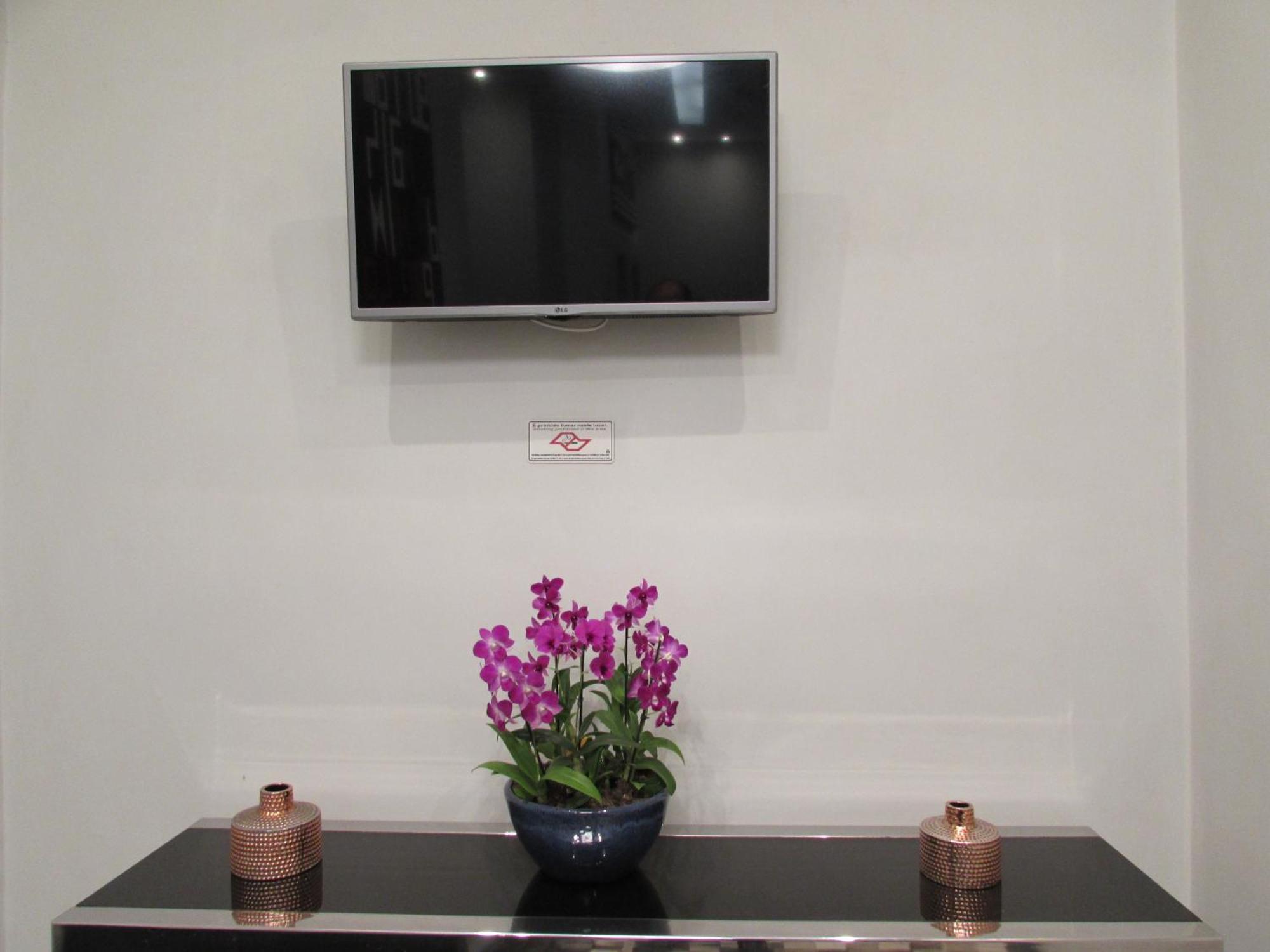 Hotel Urbis: Near Sampa Sky