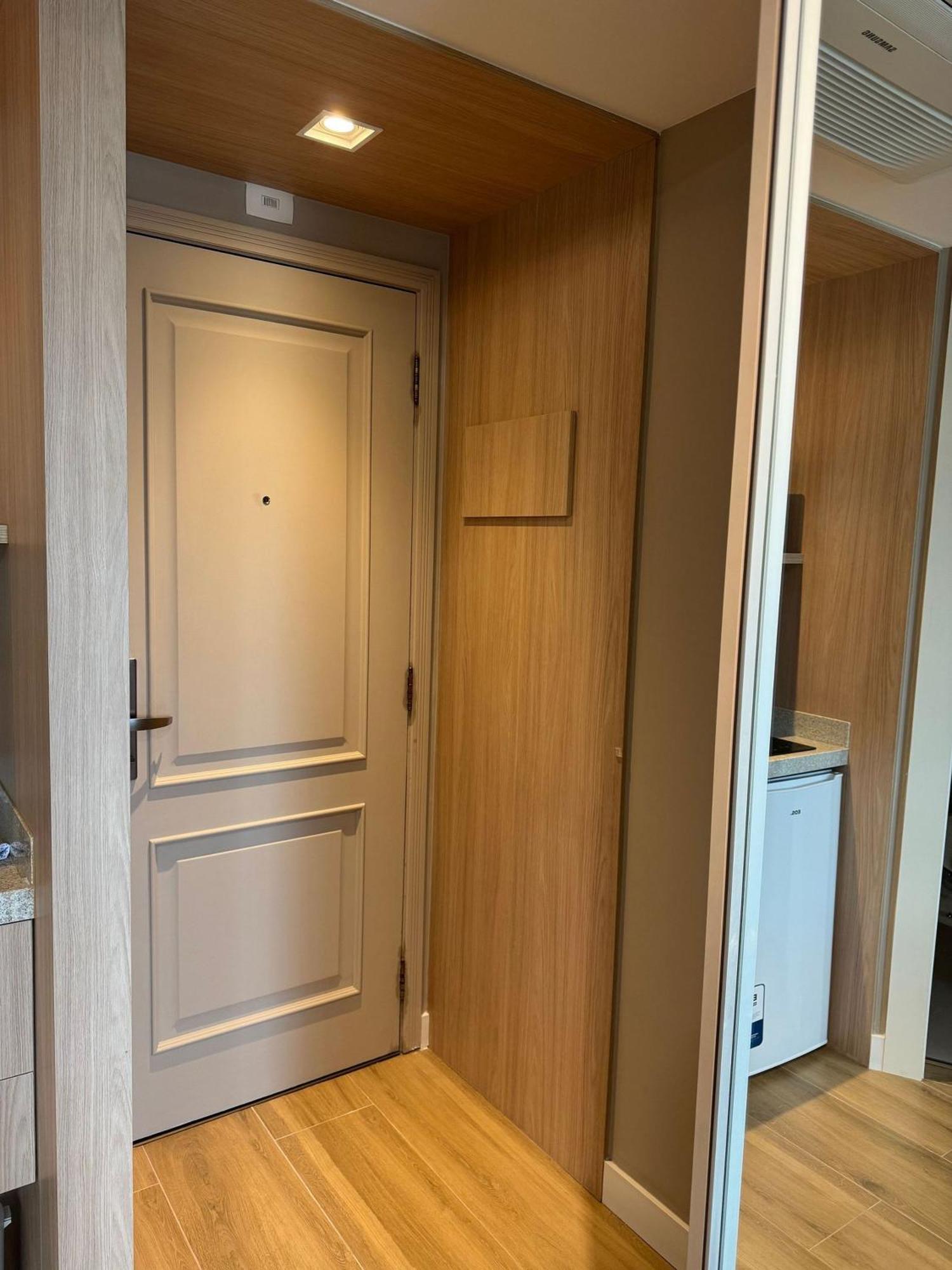 Apartment Flat Bem Localizado Na Regiao De Pinheiros!