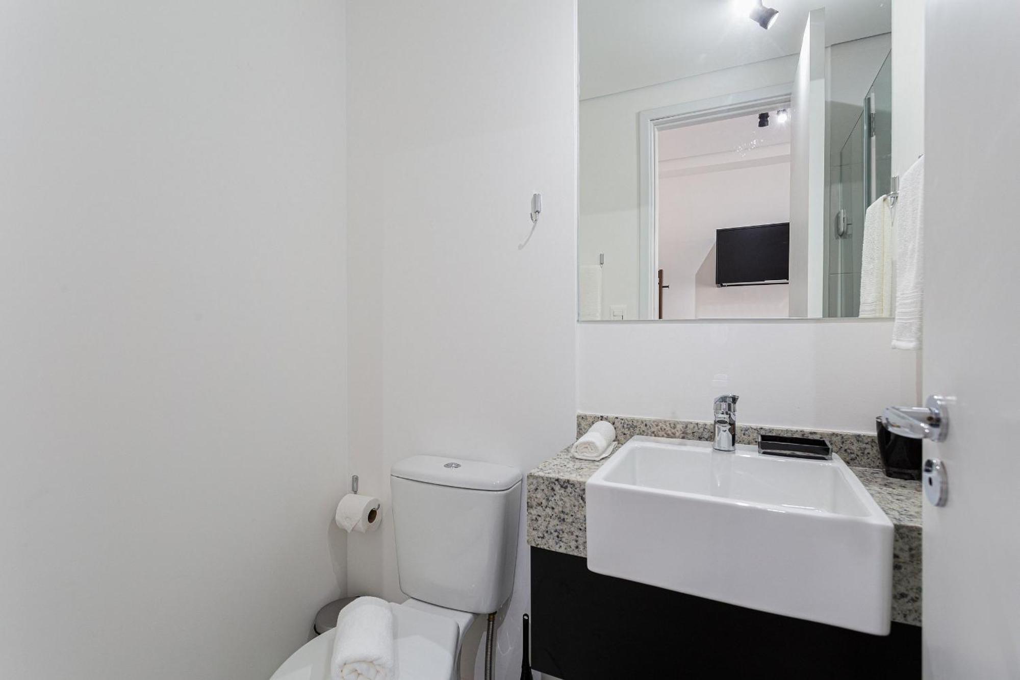 Setin Brooklyn Apartment *