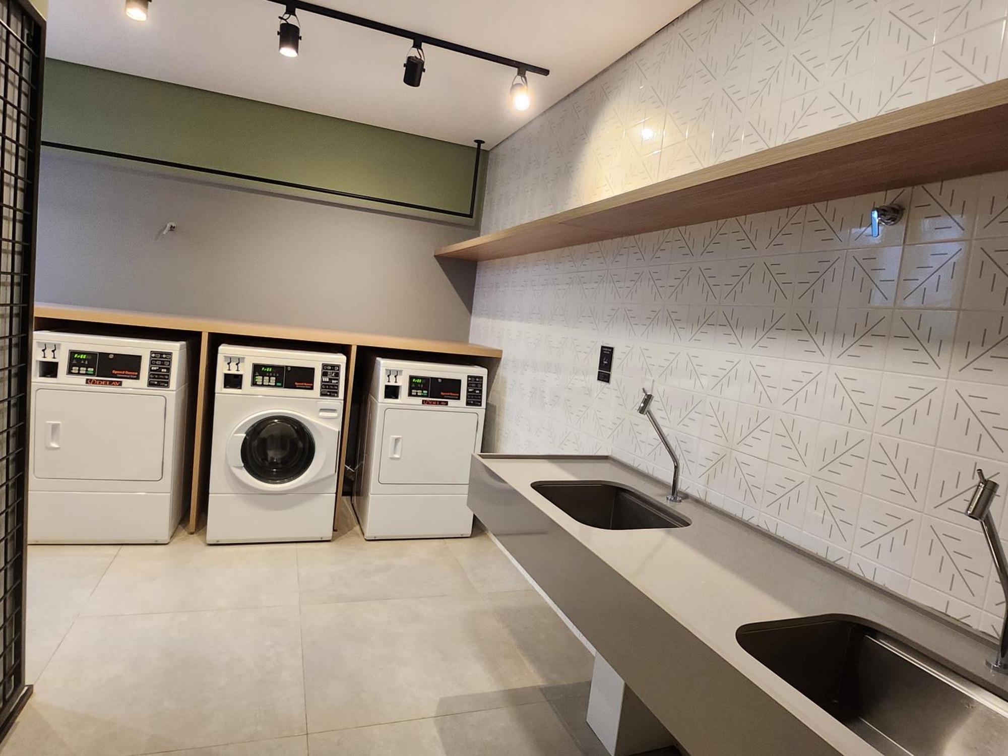 Pinheiros Inteiro, Madalena & Jardins 213