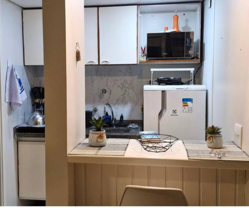 Daire Flat Moema Com Varanda,lazer,servicos E Vaga Sao Paulo