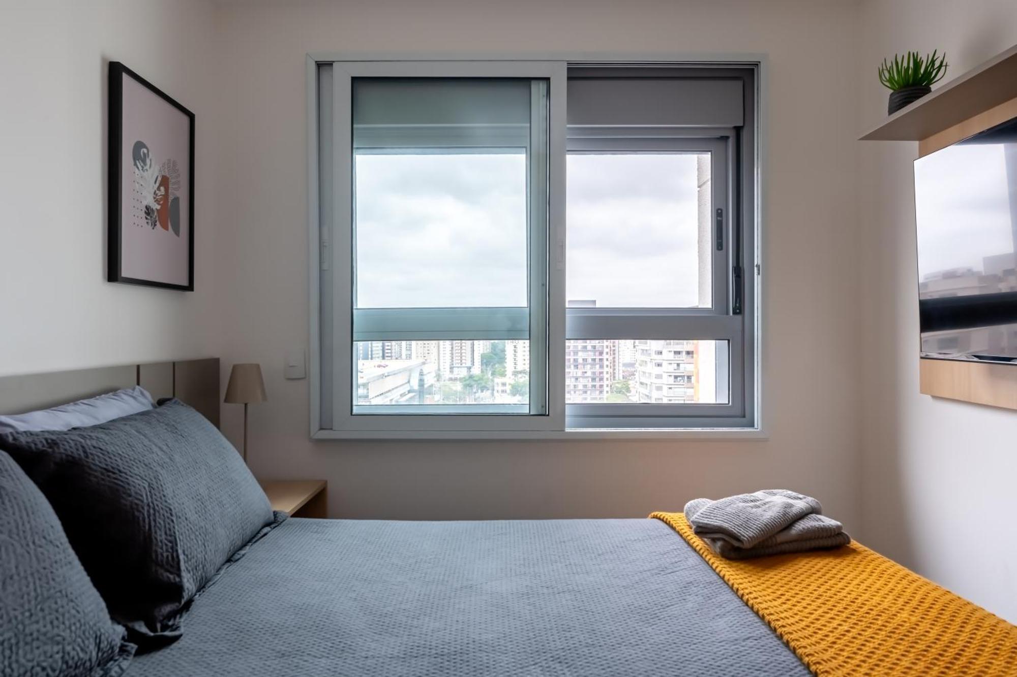 Com Varanda - Moema Apartment
