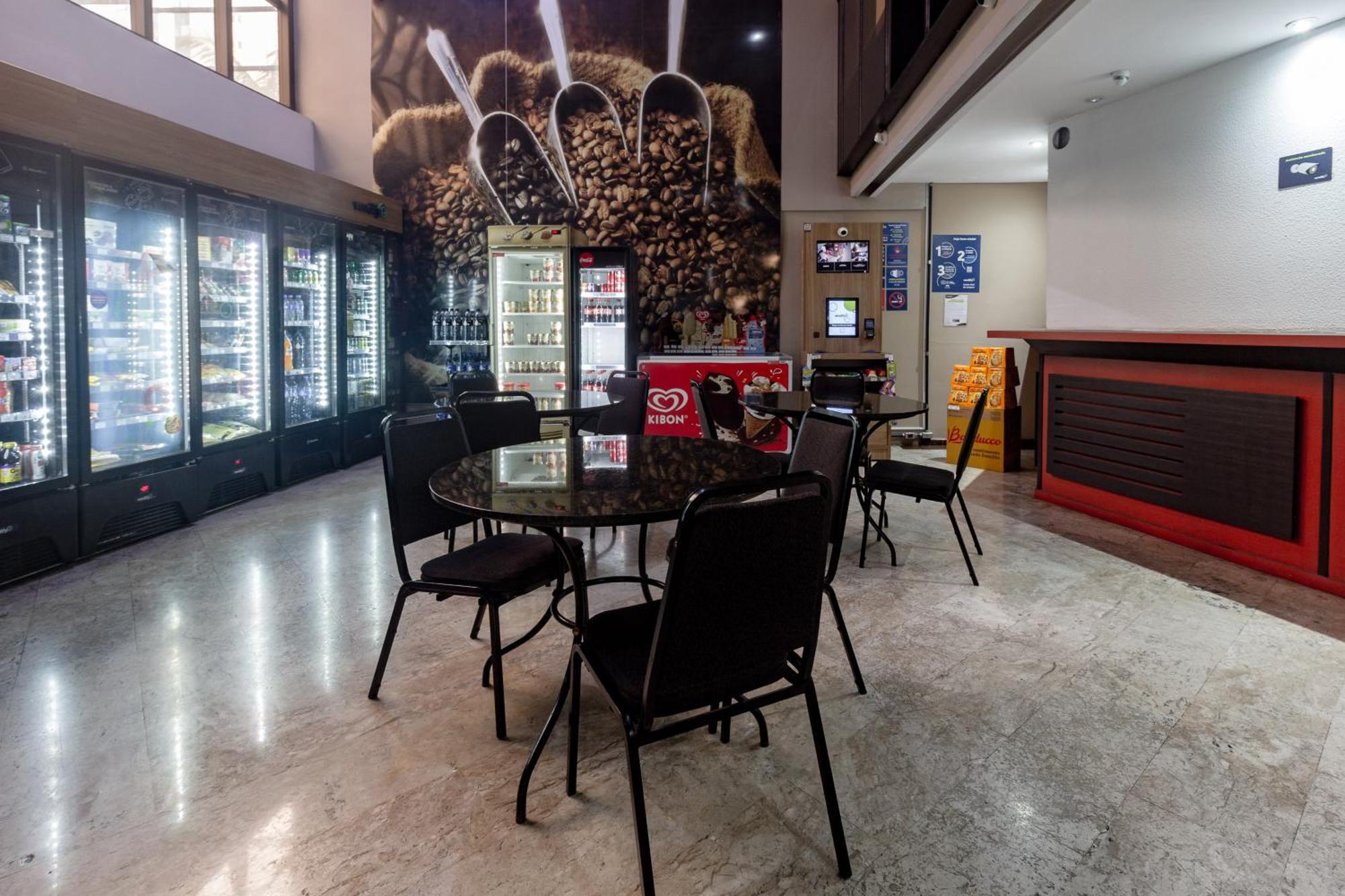 Moema 1 1vaga C/servicos Apartment São Paulo