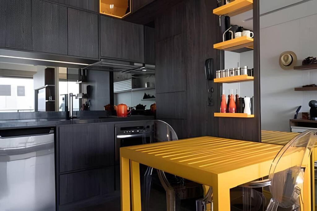 Yellow Habitarte - Luxo Urbano Nacoes Unidas * Sao Paulo