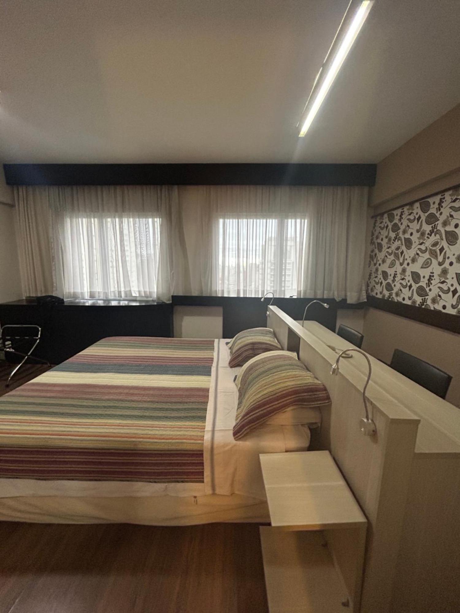 Mercu Paraiso Beneficencia Com Garagem E Cozinha 1209 São Paulo