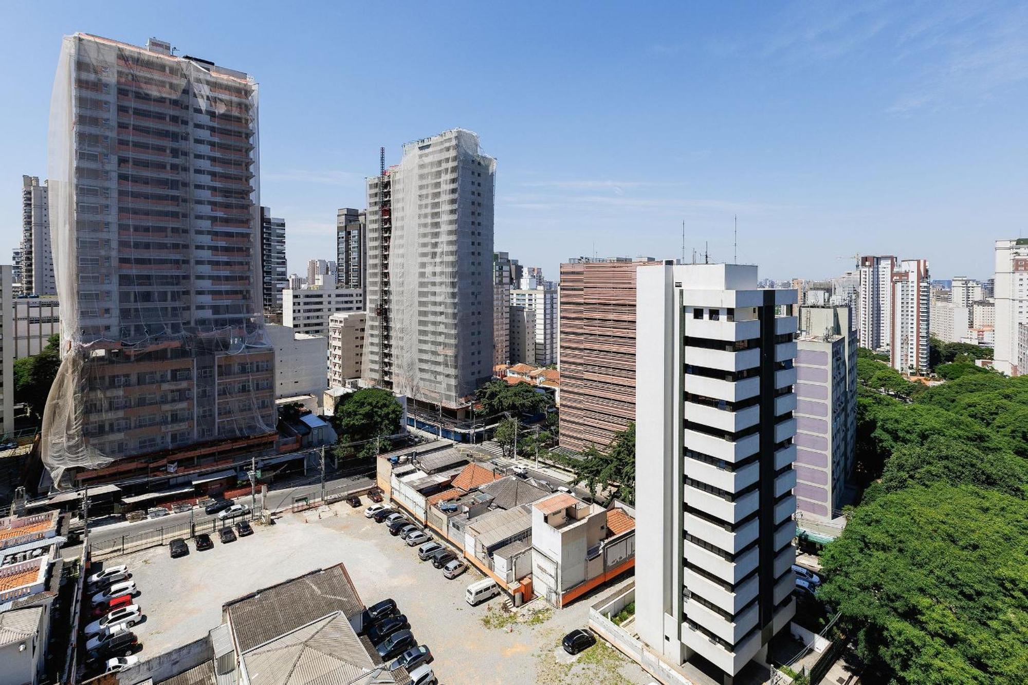 Pr1307 - Apto Ao Lado Do Metro Prox. Av. Paulista E Ibirapuera * Sao Paulo