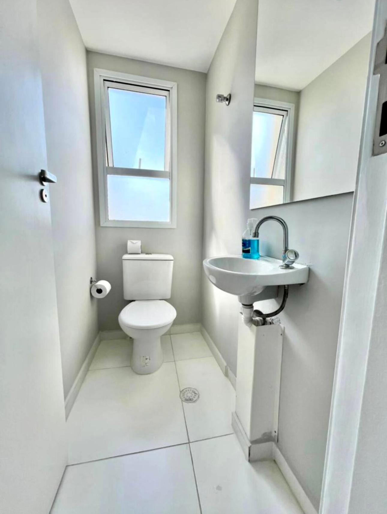 Uh House , Estacionamento , Piscina, Bela Vista
