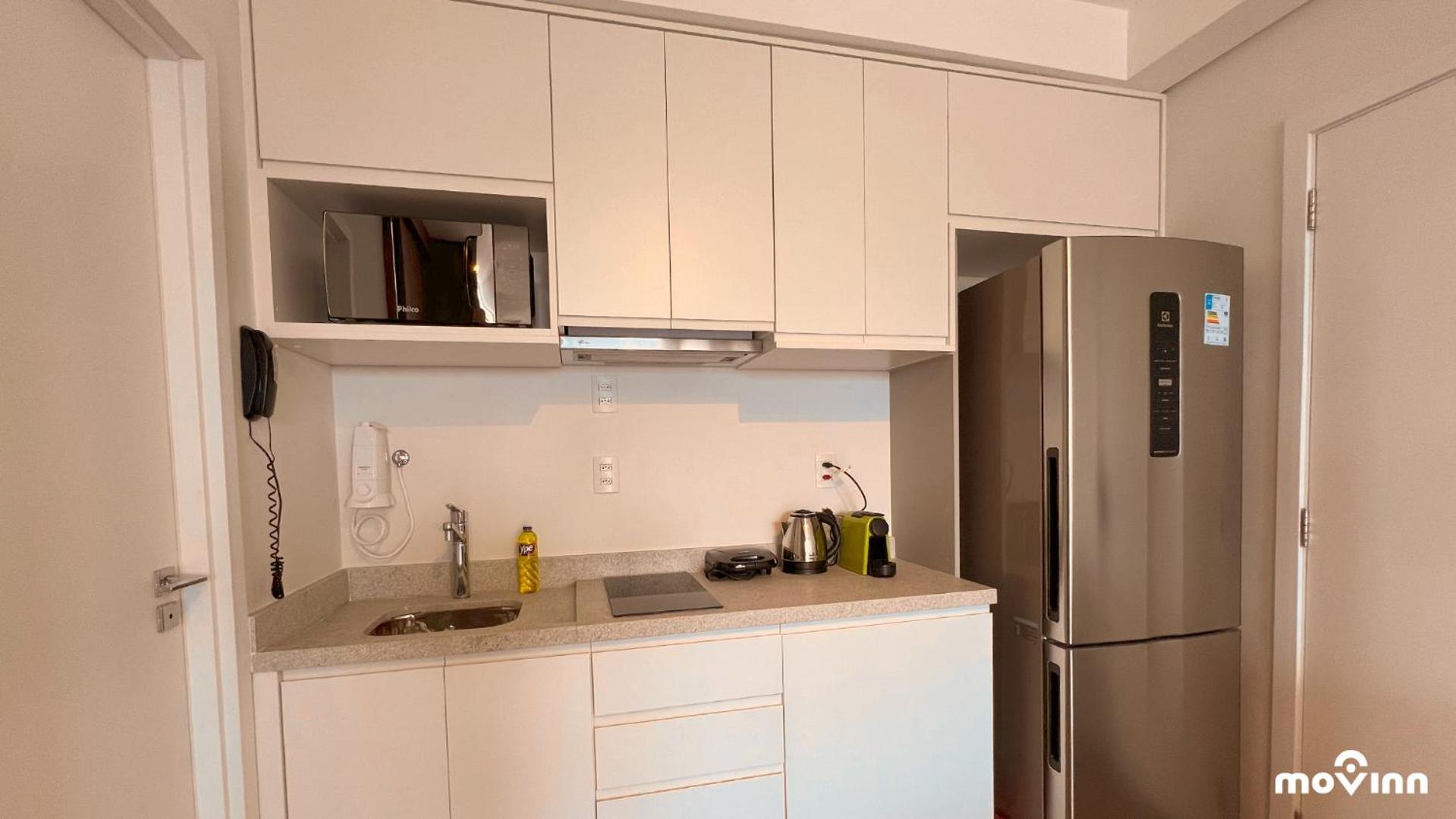 White 2880 - Pinheiros