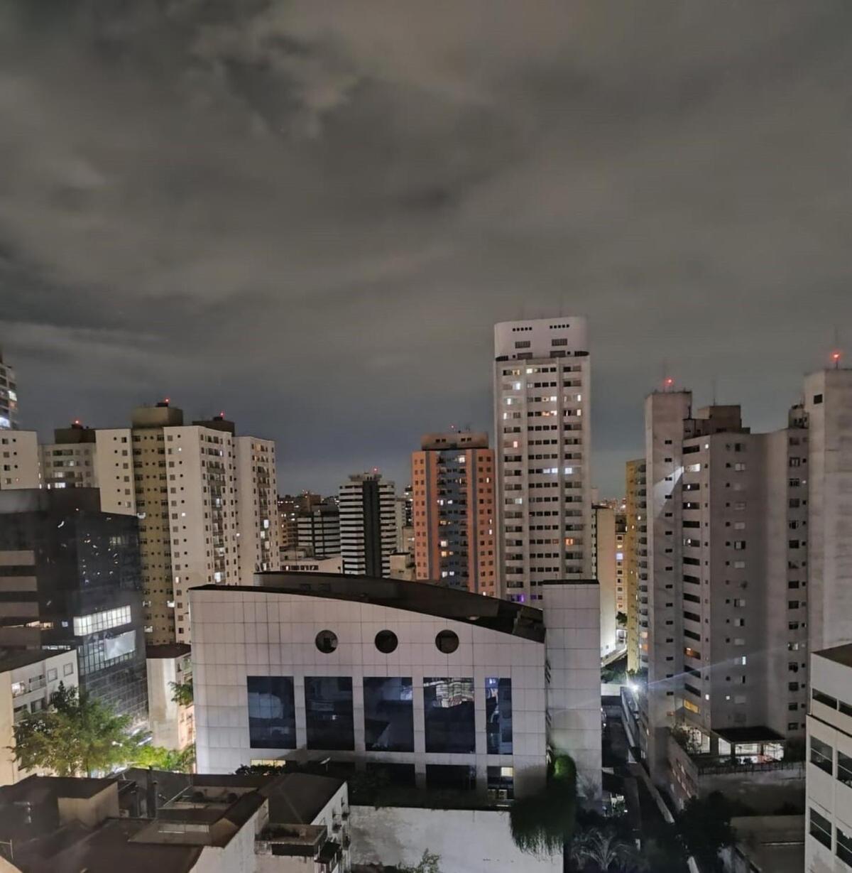 Lindo Flat Terraco Garagem Metro Liberdade Paraiso *