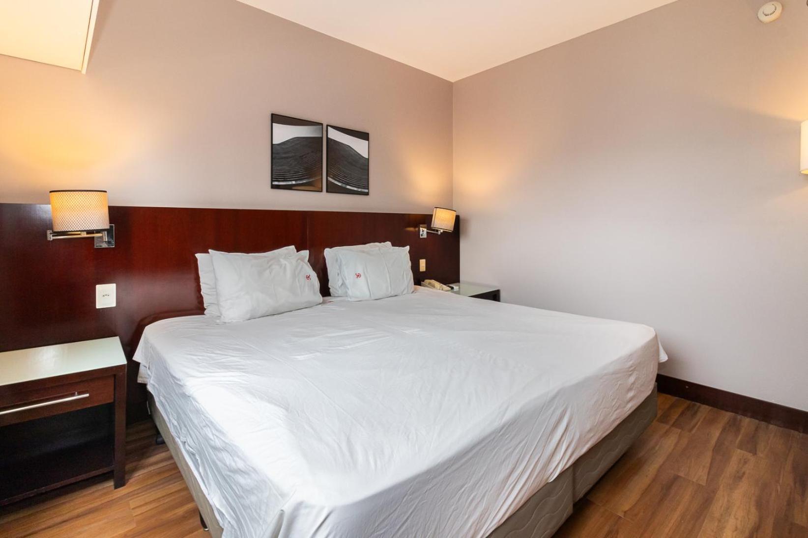 A1 Flats Wym Brooklin Apartemen *