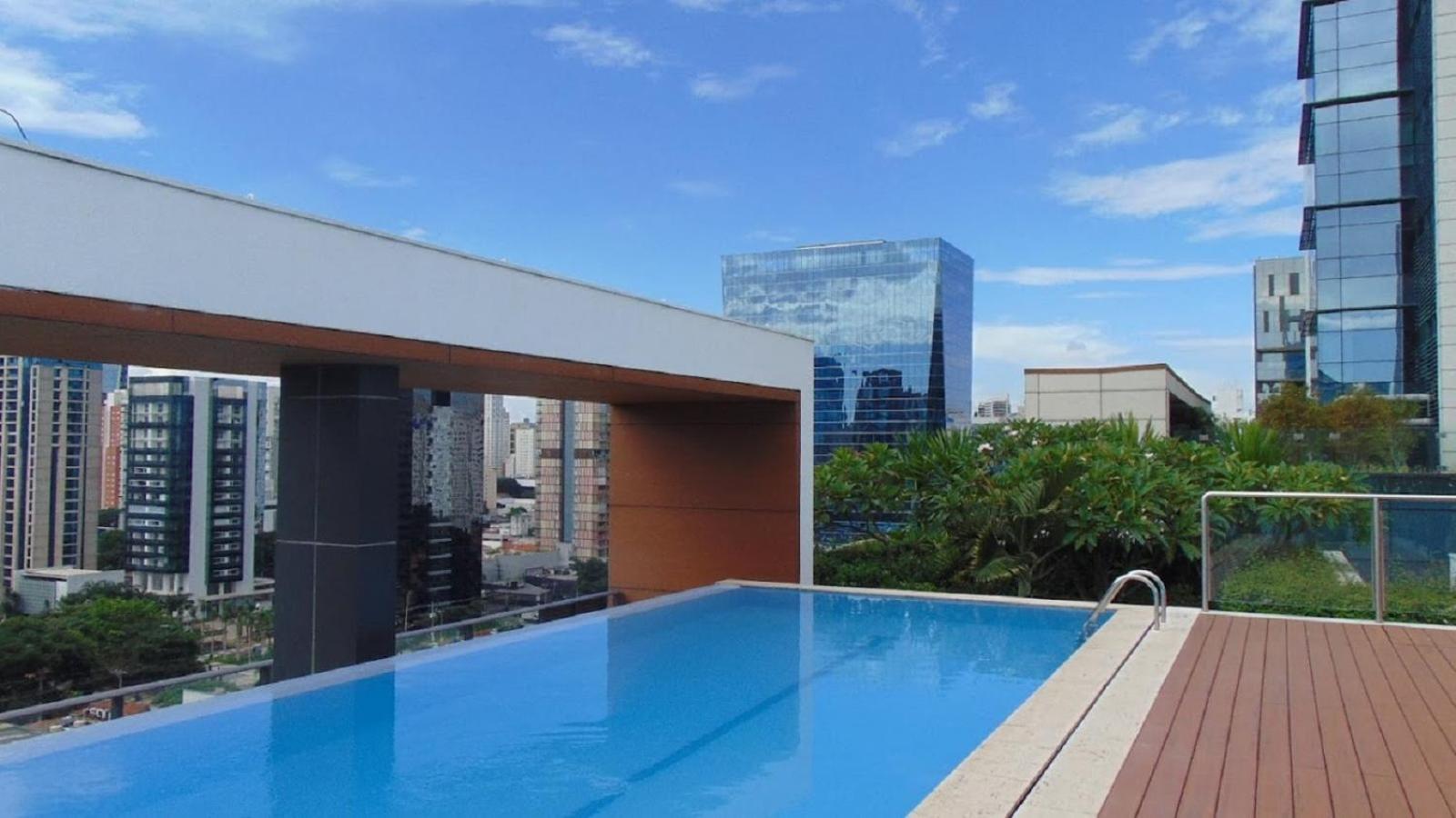 Deluxe Fl 72 Apartamento