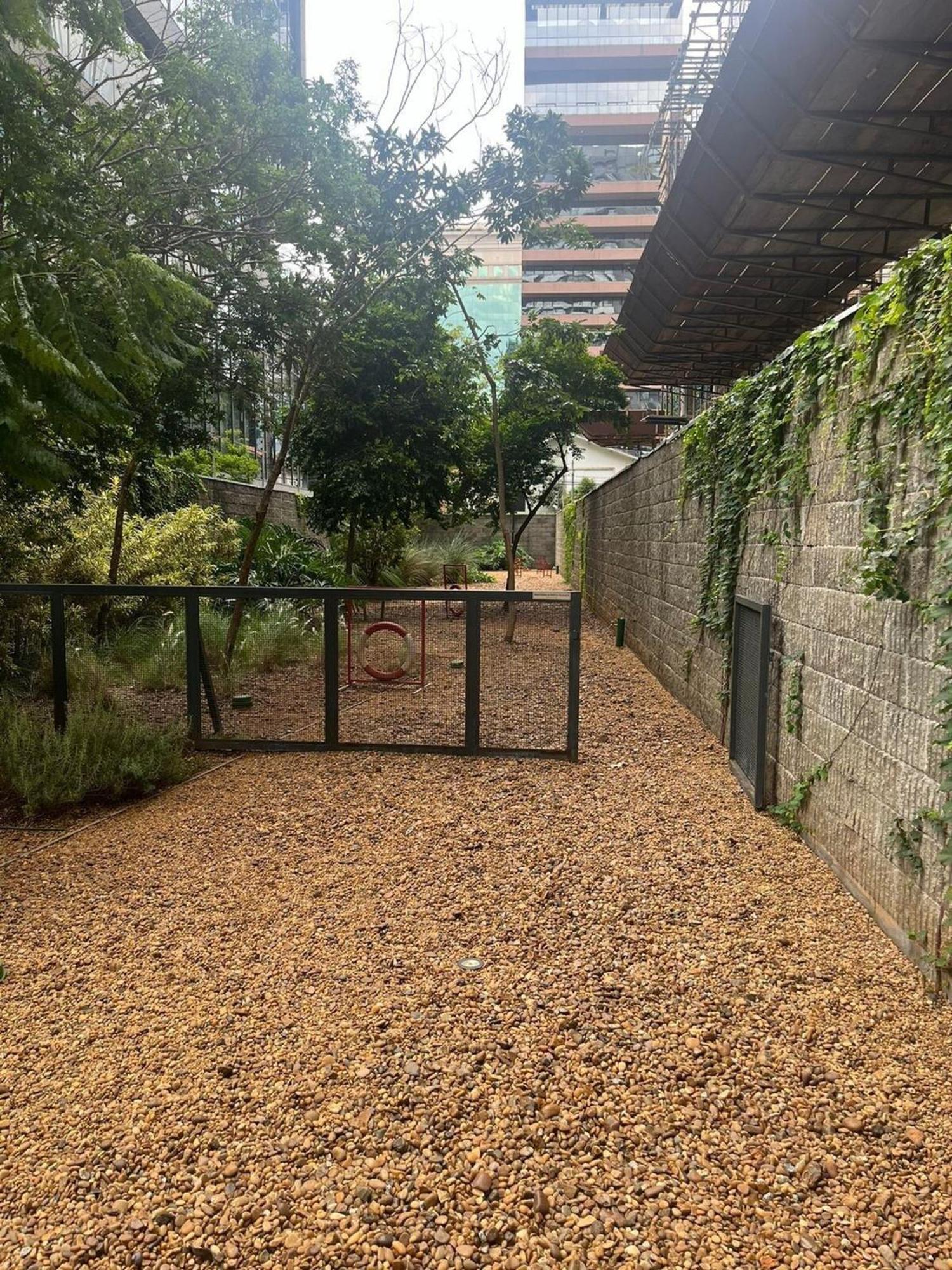 Apto Luxo Na Faria Lima | 2 Piscinas | Garagem Sao Paulo