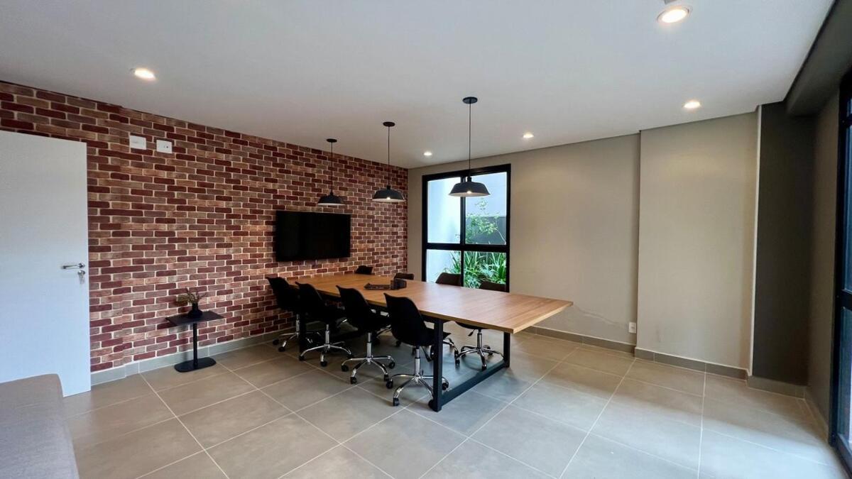 Apartment Estudio Perto Do Metro, Restaurantes E Comercios *