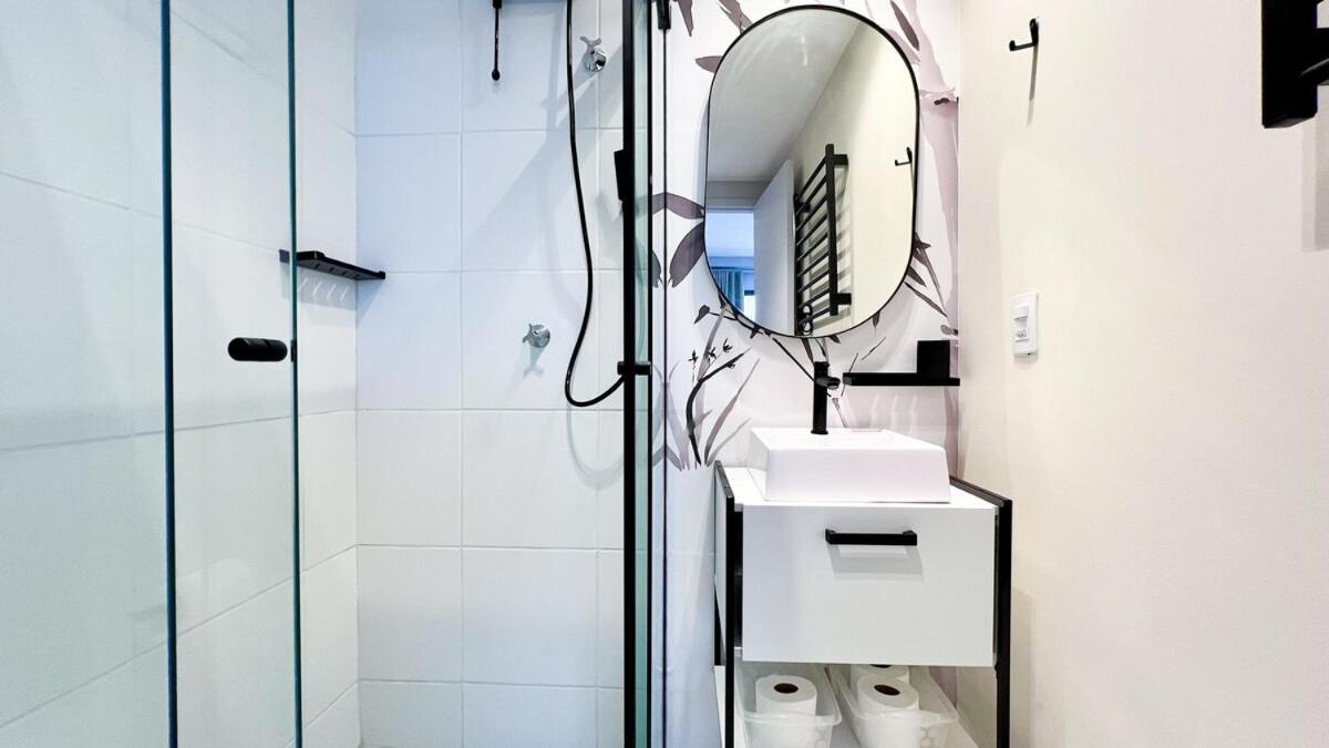 Estudio Perto Do Metro, Restaurantes E Comercios *