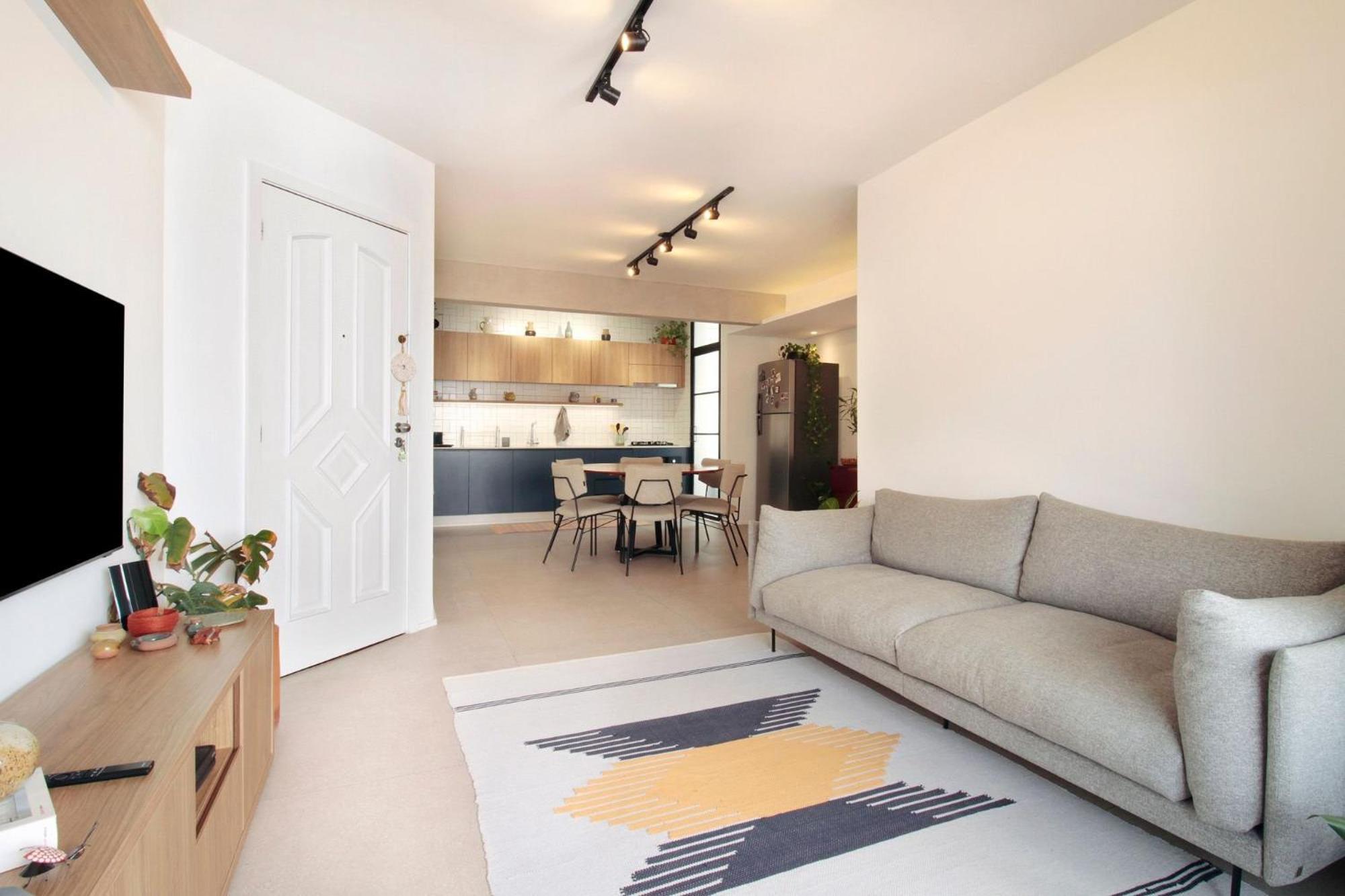 Bordeaux & Biarritz Apartment *