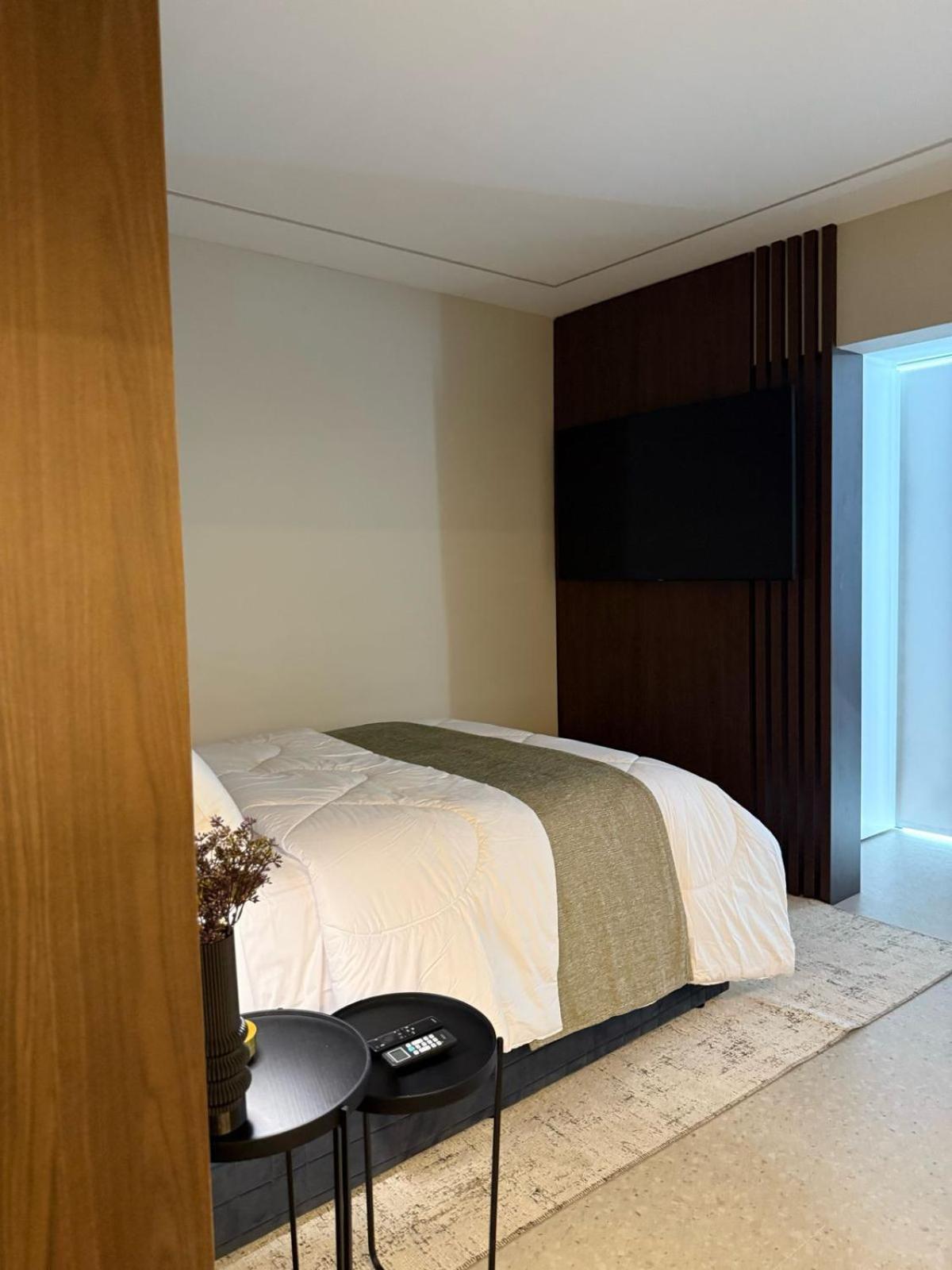 Apartemen Sofisticado - American Flex Tangara Mattress *