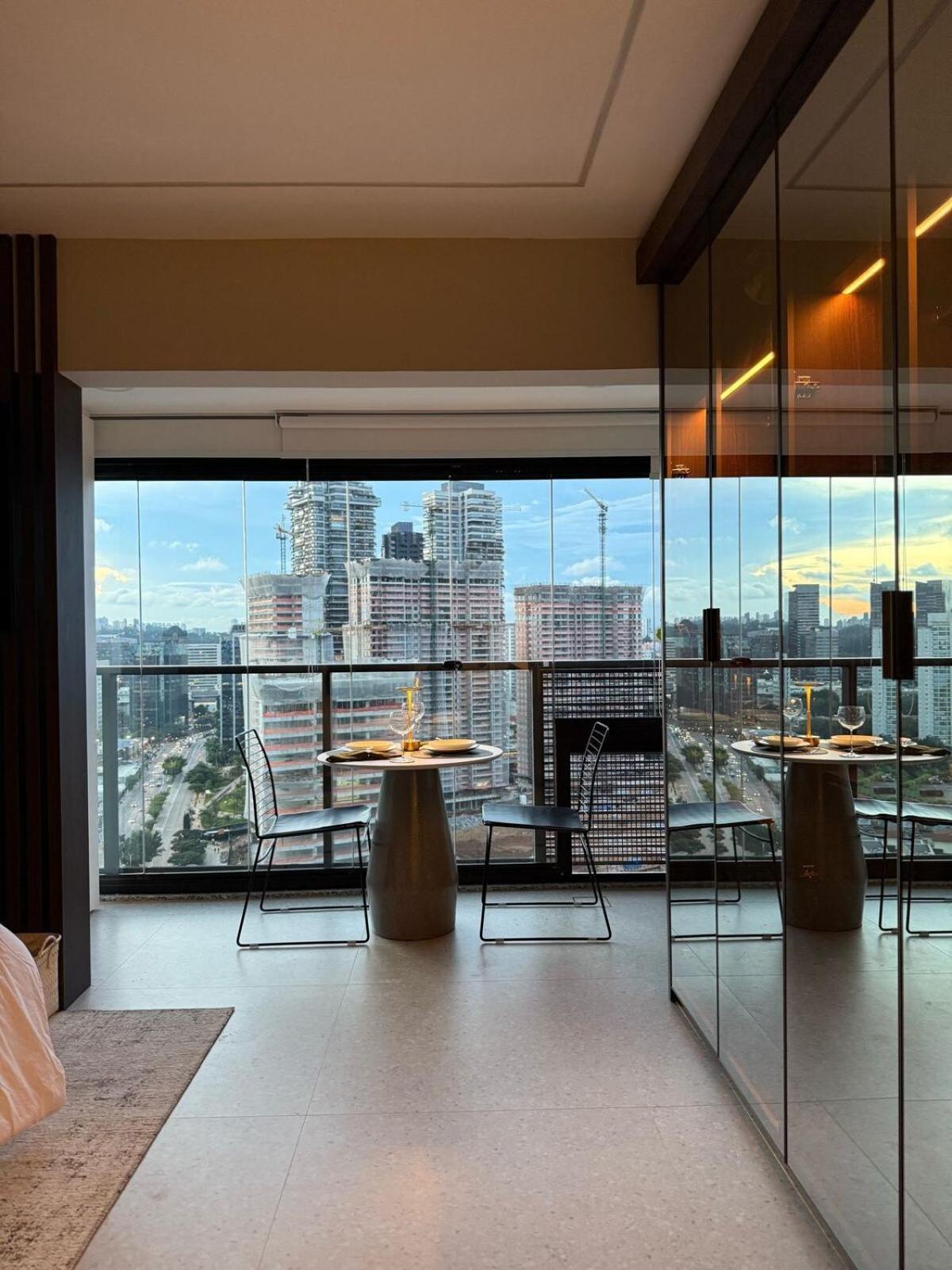 Apartemen Sofisticado - American Flex Tangara Mattress *