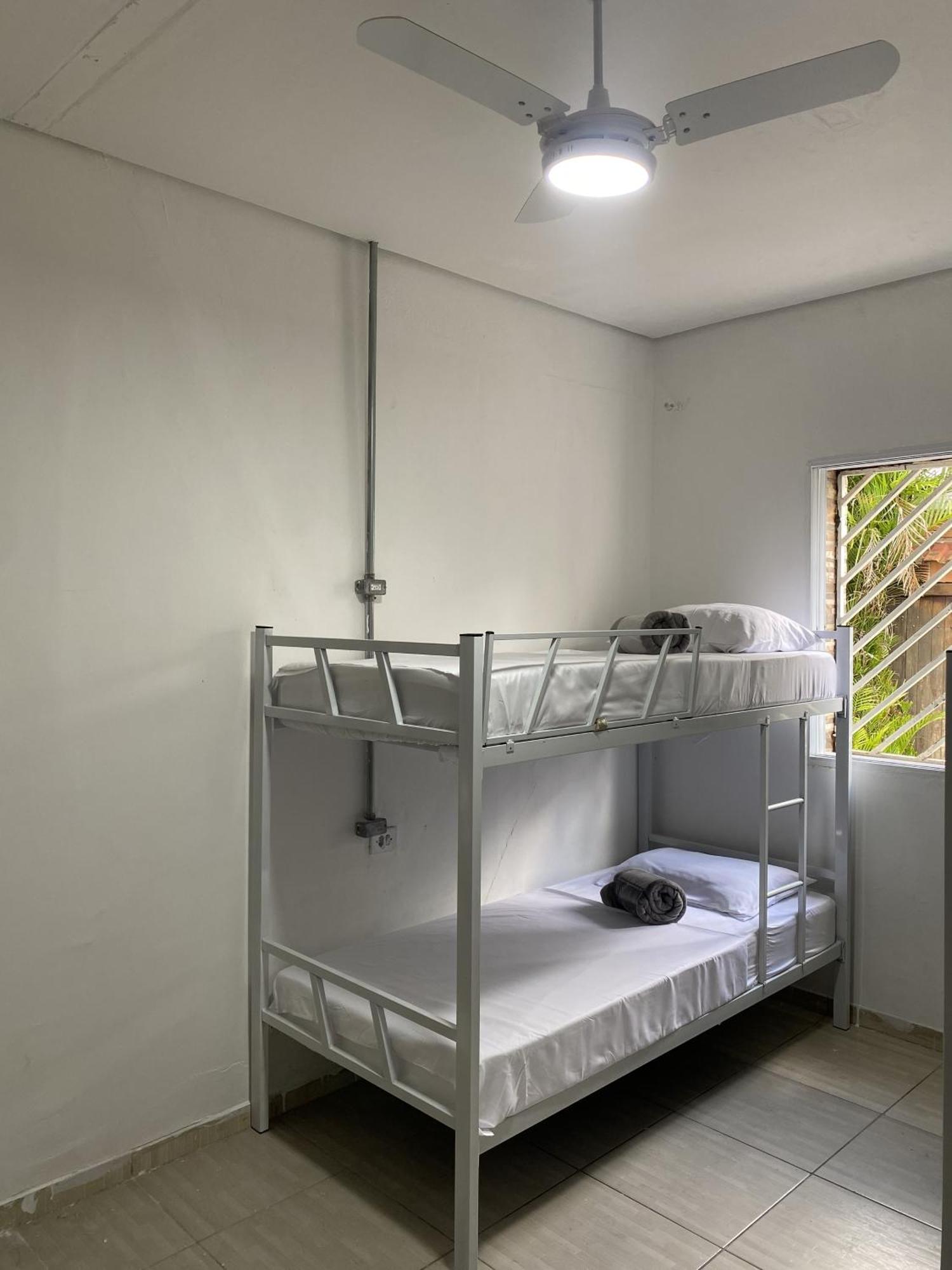 Por Sp - Bras - Expo Center Norte - Feira Da Madrugada Hostel *