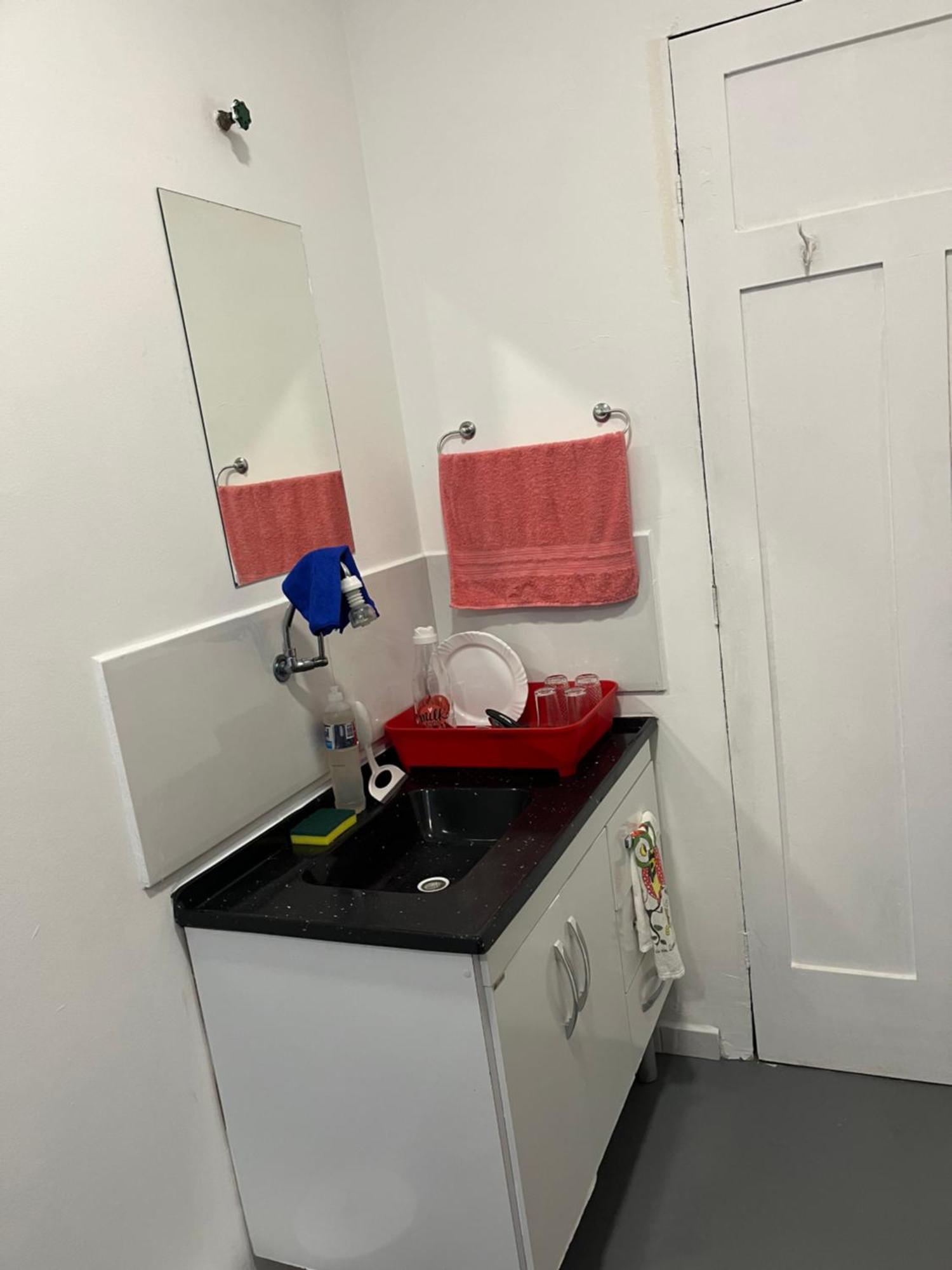 Homestay Maison Champs-elysees *