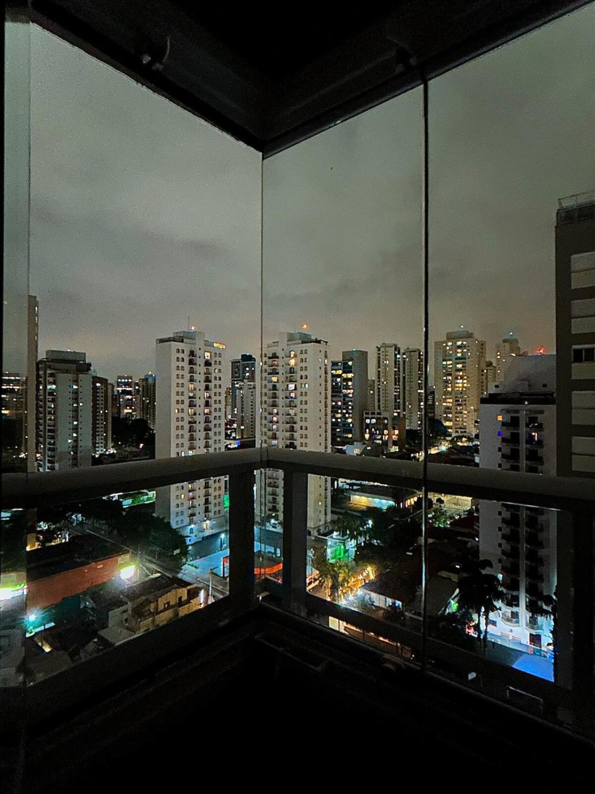 Aconchegante E Moderno Com Varanda Na Rua Guaicurus Apartemen Sao Paulo
