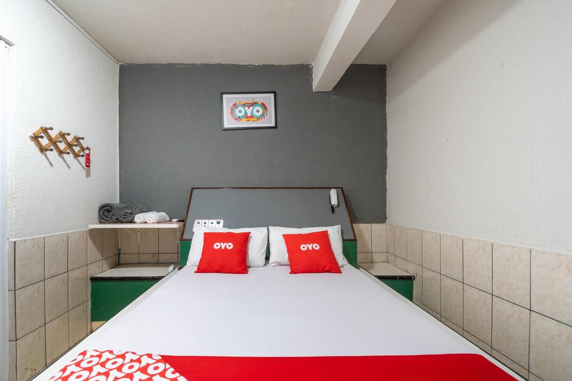 Oyo Nacoes Unidas, Hotel 4*