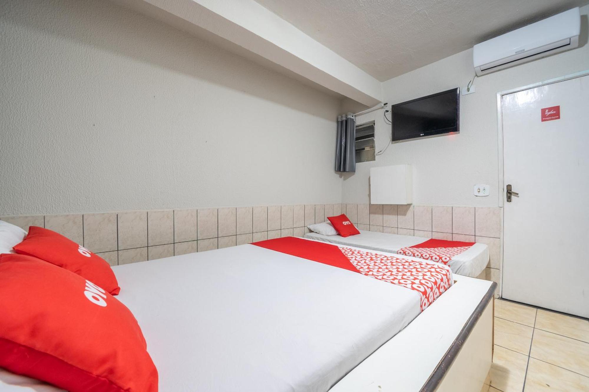 Hotel Oyo Nacoes Unidas, 4*