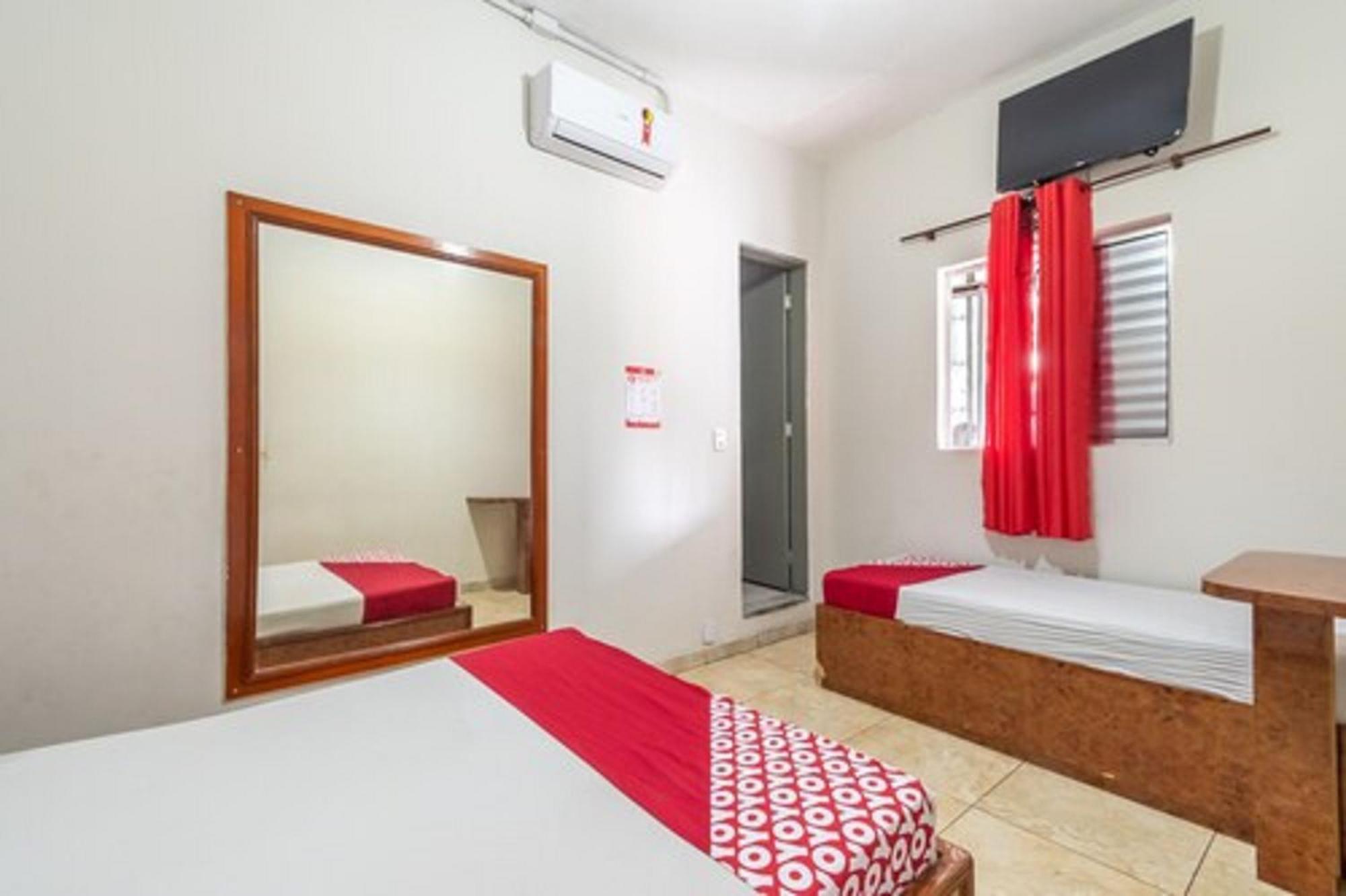 Hotel Oyo Dom Pedro, 4*