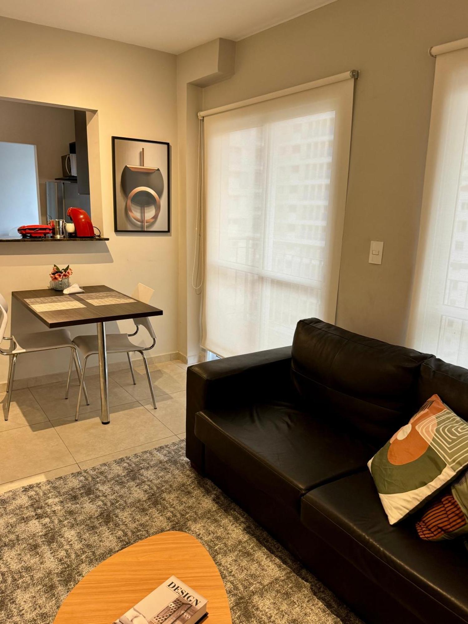Uh House , Estacionamento , Piscina, Bela Vista Apartment
