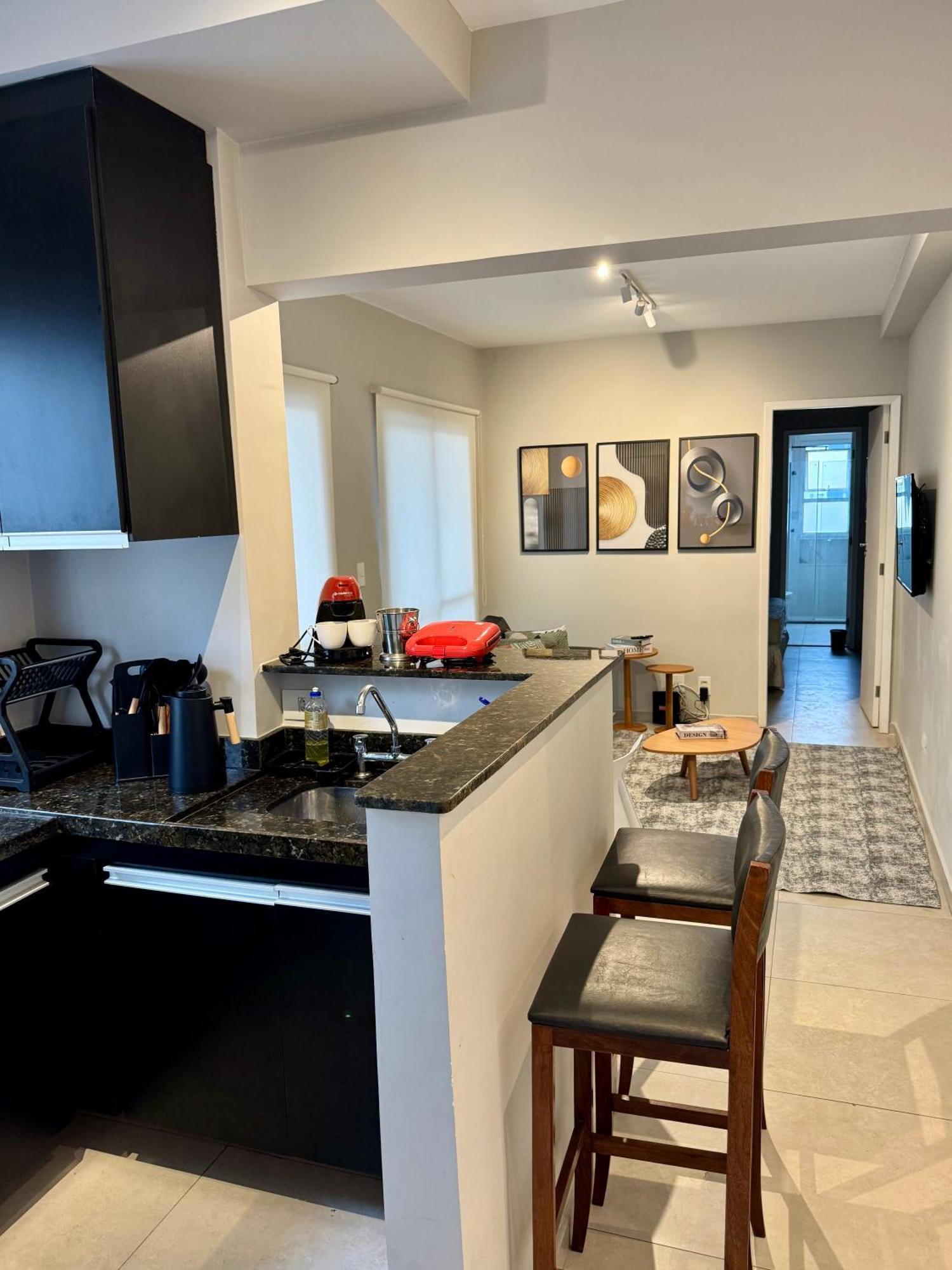 Uh House , Estacionamento , Piscina, Bela Vista Apartment *