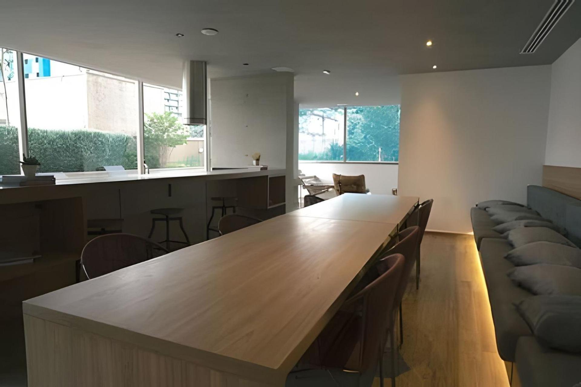 Atmosfera Hachi 307 I Minimalismo Nos Jardins Apartemen