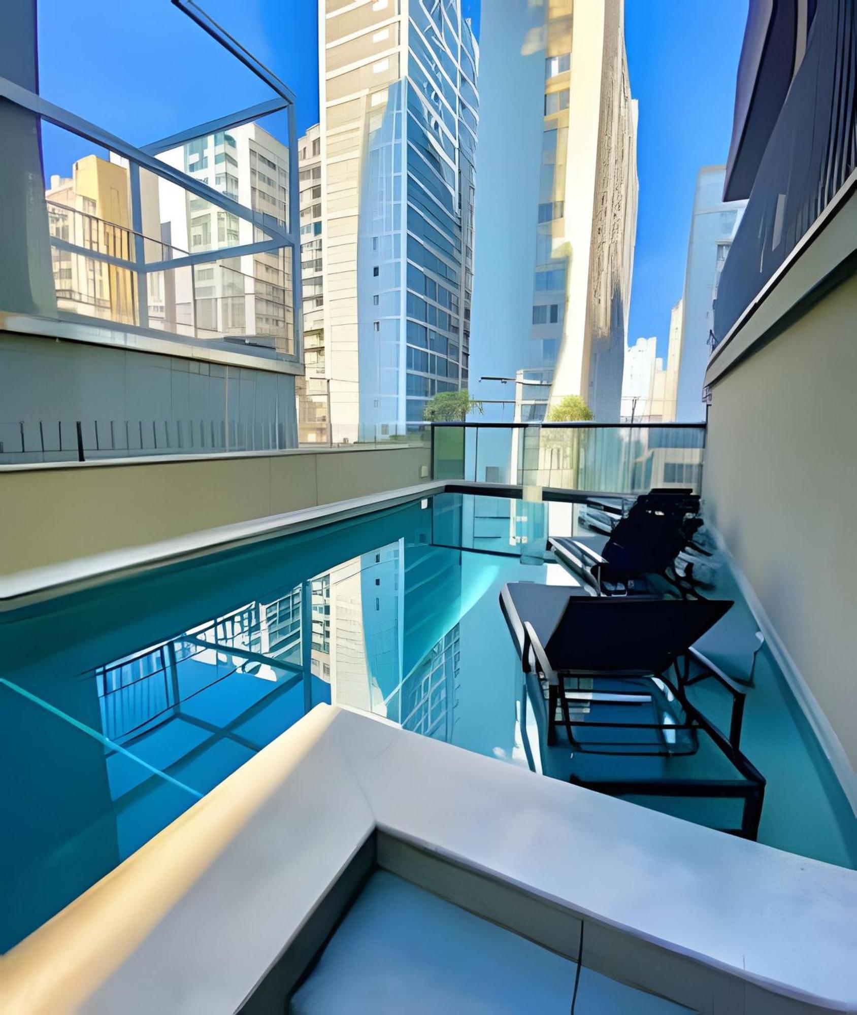 Atmosfera Hachi 307 I Minimalismo Nos Jardins Apartemen
