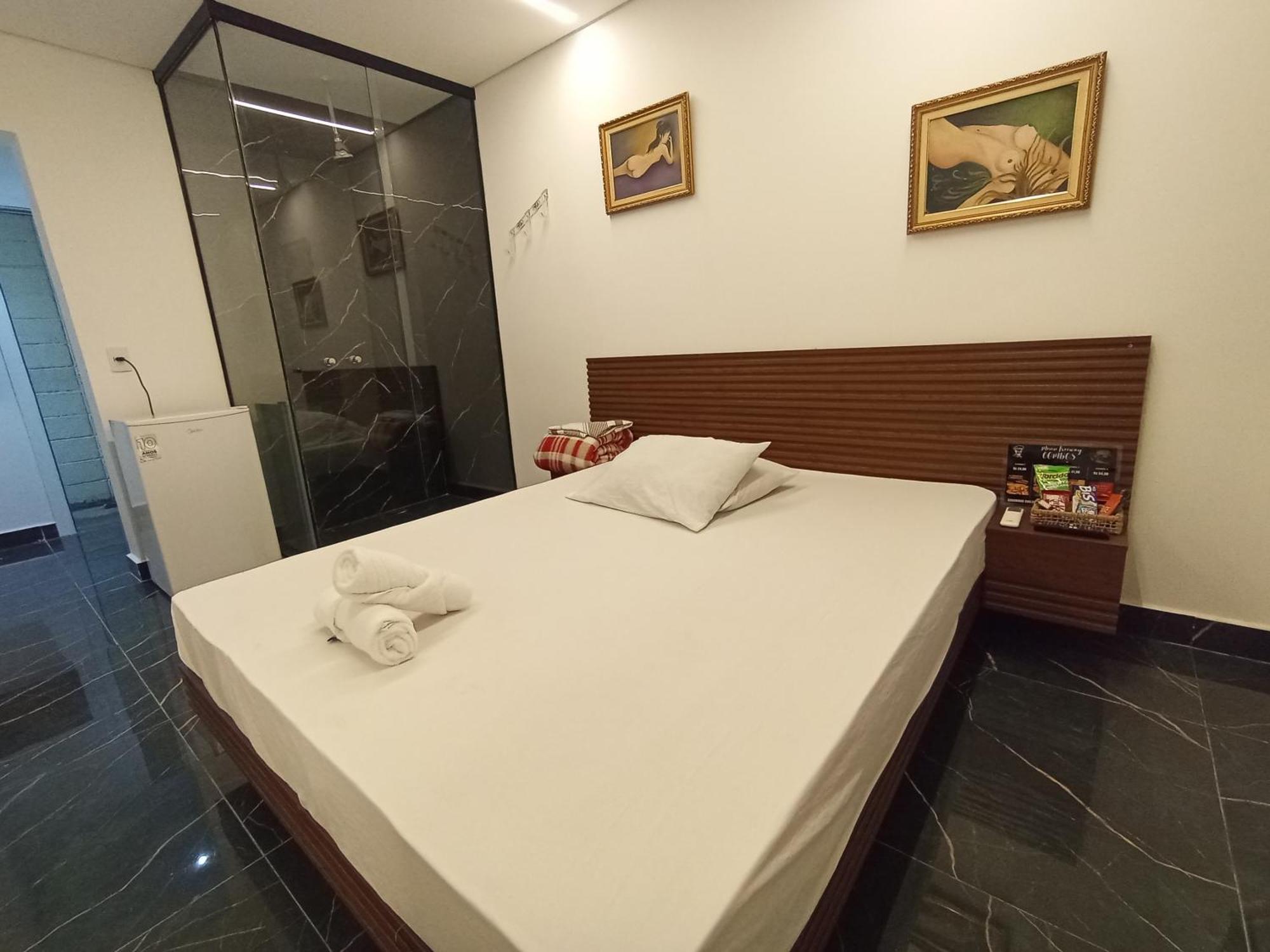 Hotel do amor Free Way (adults Only) *