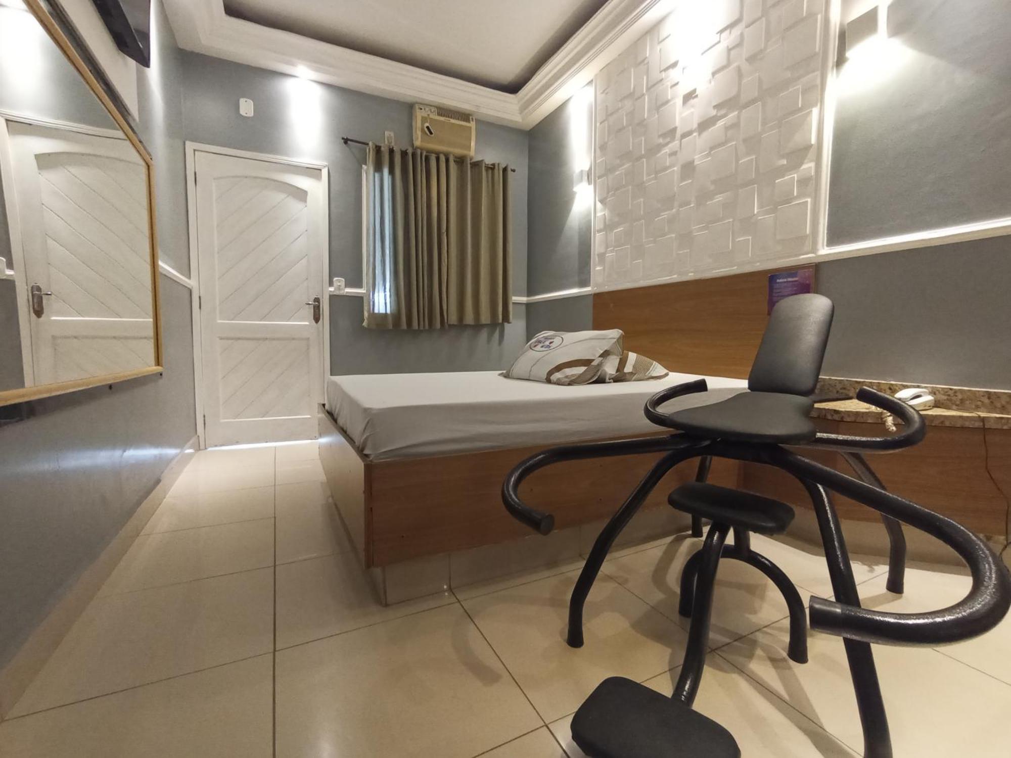 Hotel do amor Free Way (adults Only) *