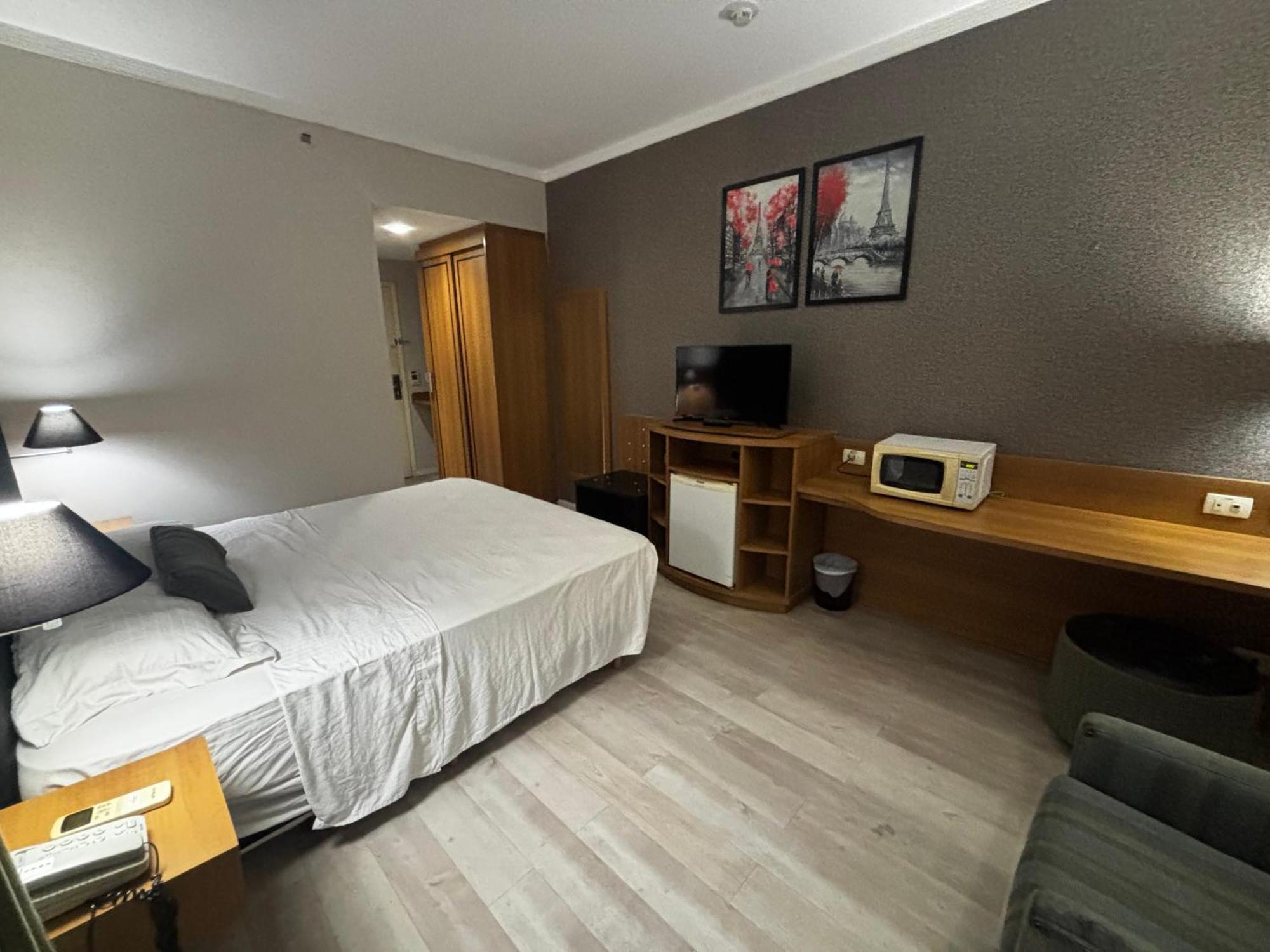 Flat Comfort Frente Metro Moema Com Sacada 1702 Hotel