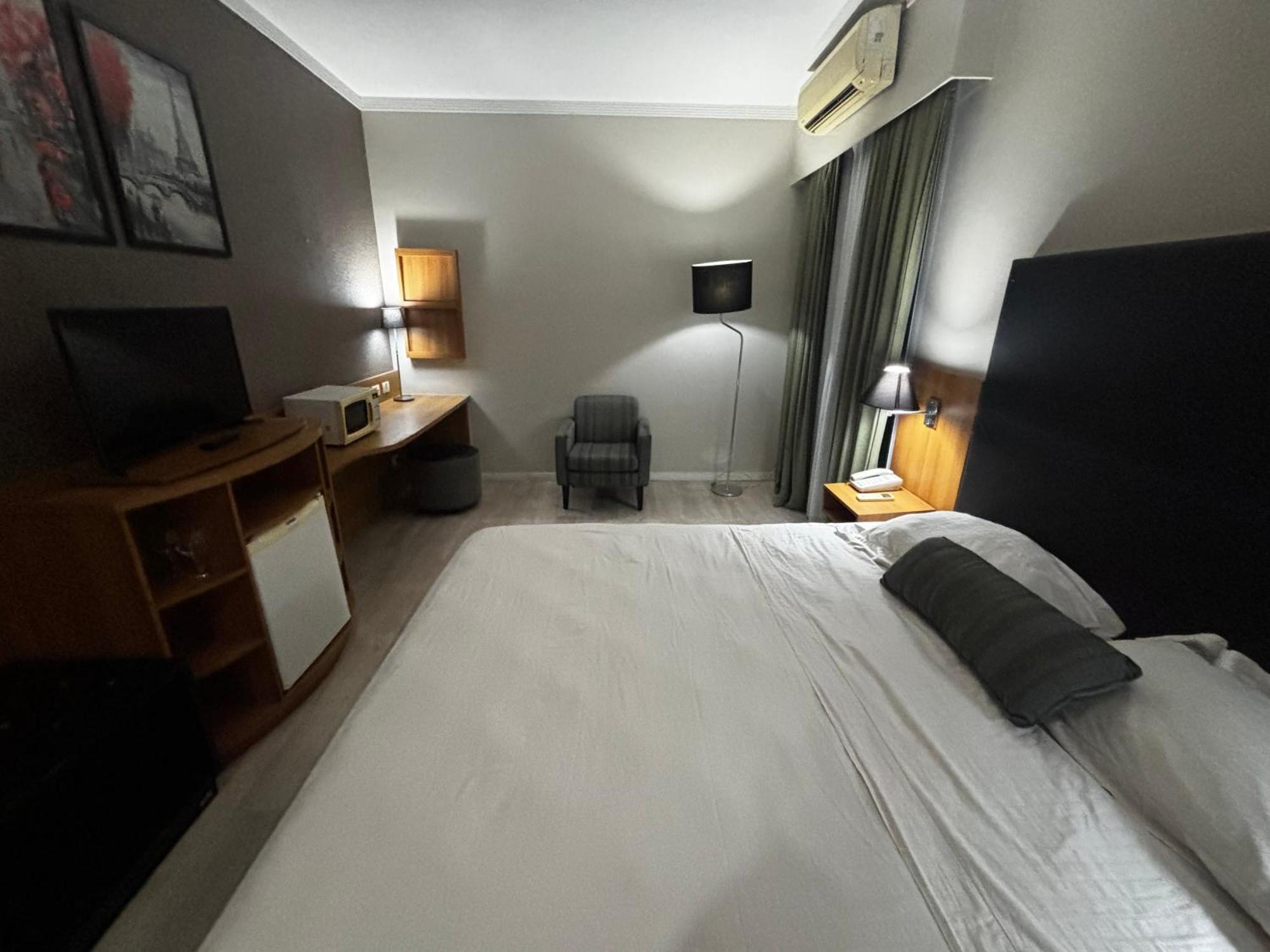 Flat Comfort Frente Metro Moema Com Sacada 1702 Hotel 3*