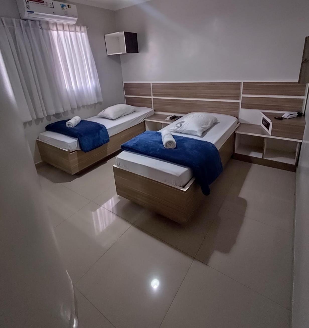 Hotel M *