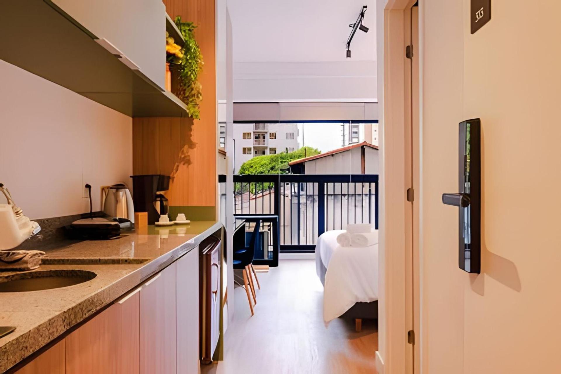 Apartment 313 Lux Allianz Park