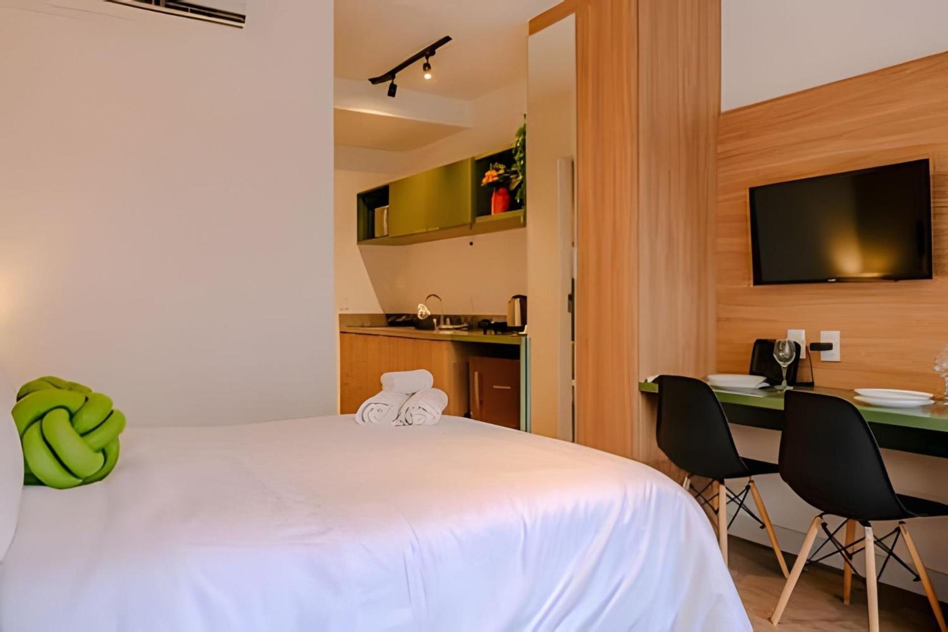 Apartment 313 Lux Allianz Park *