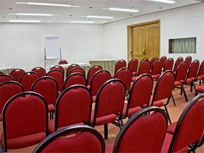 Le Premier Hotel