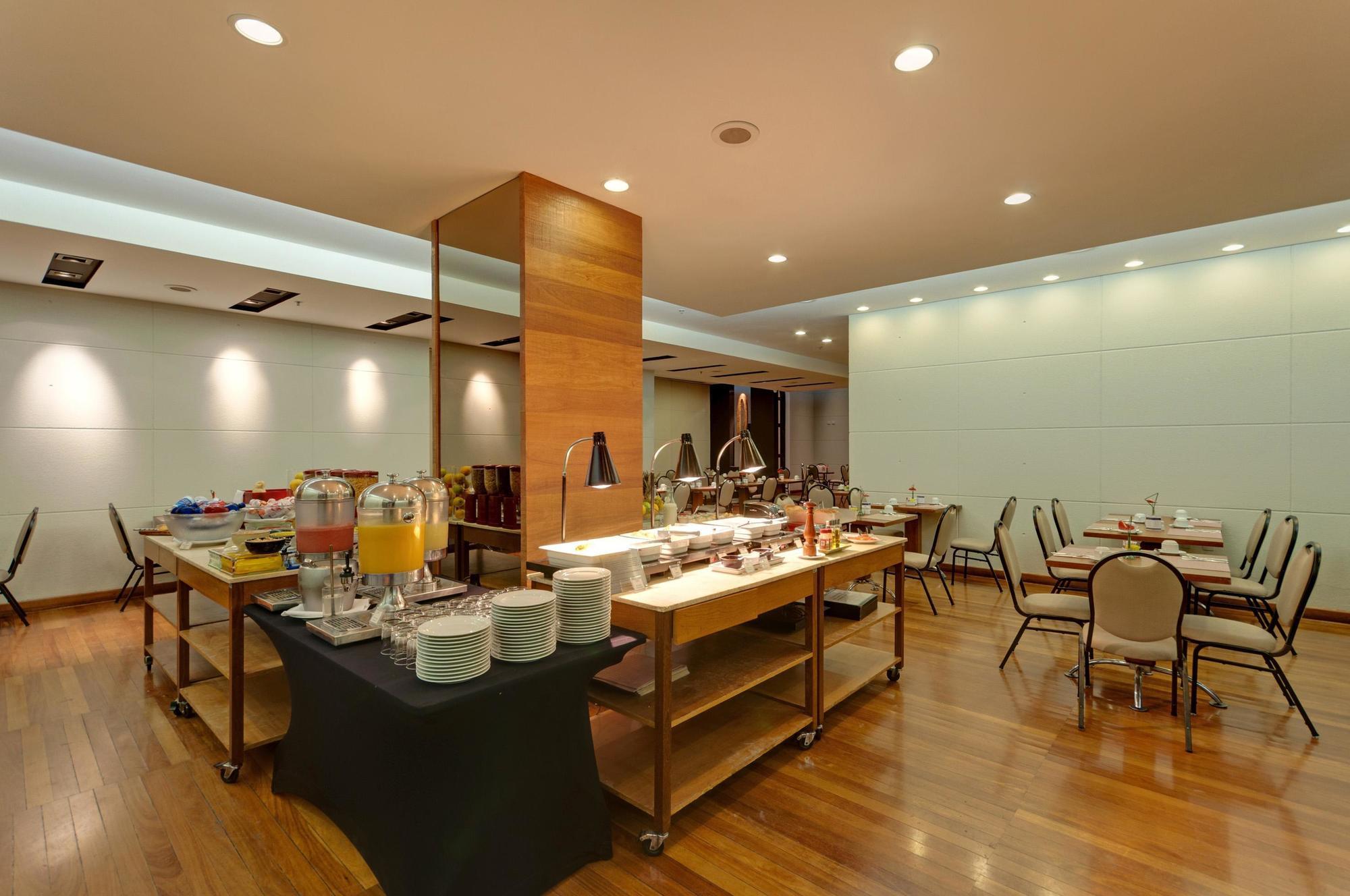 Hotel Intercity Paulista 4*