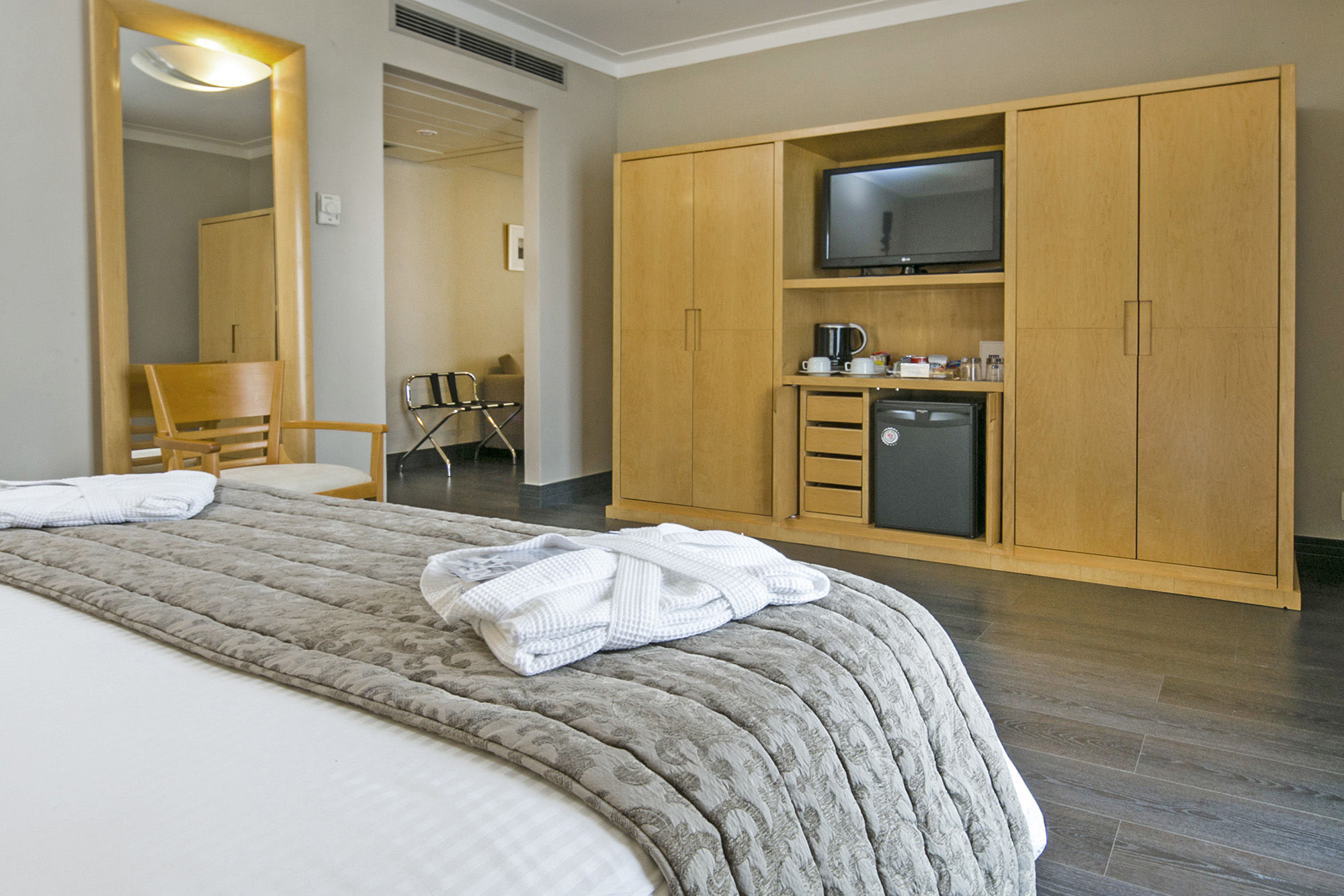 Hotel Intercity Paulista 4*