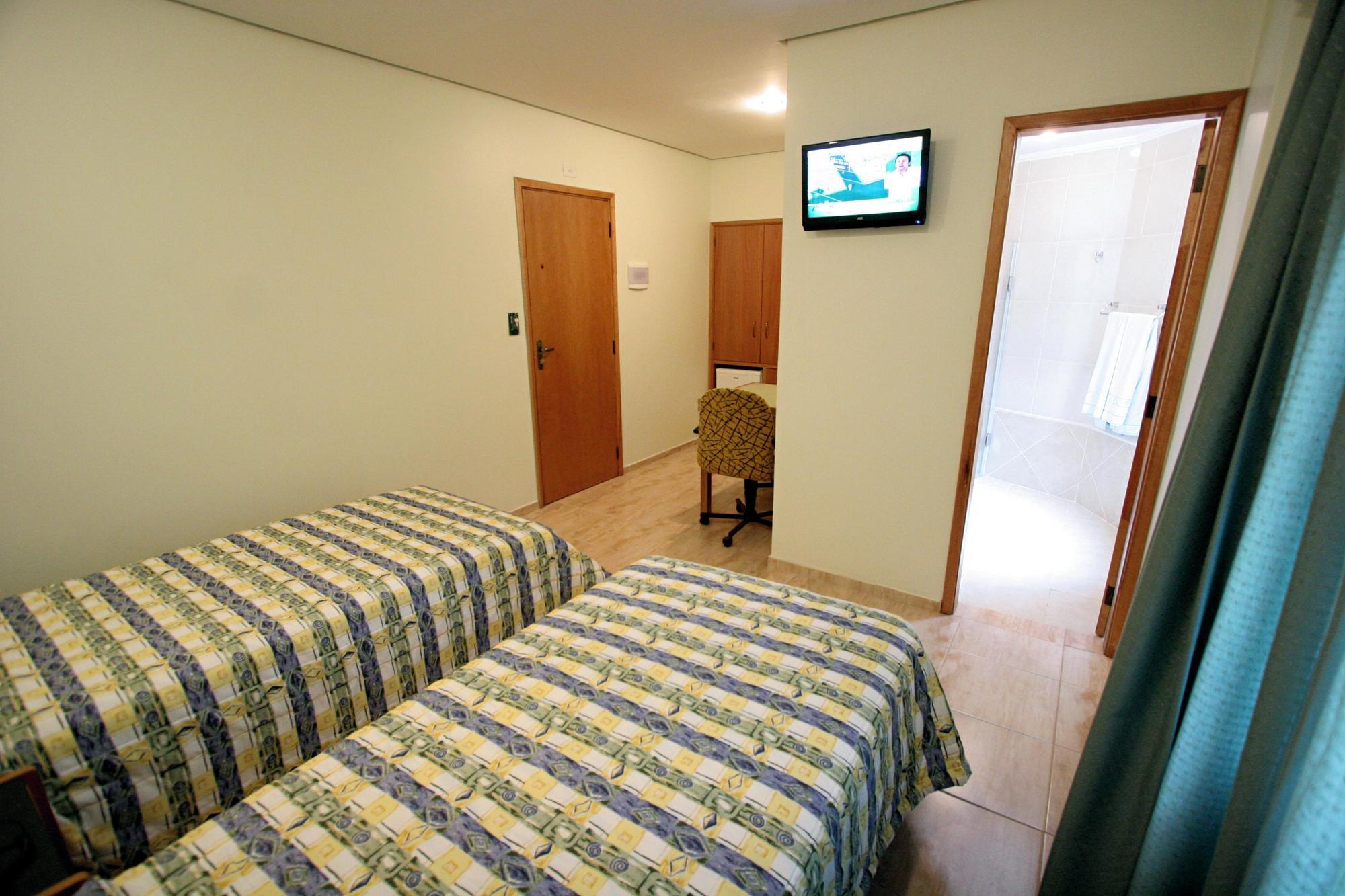 Otel Cinelandia 3*