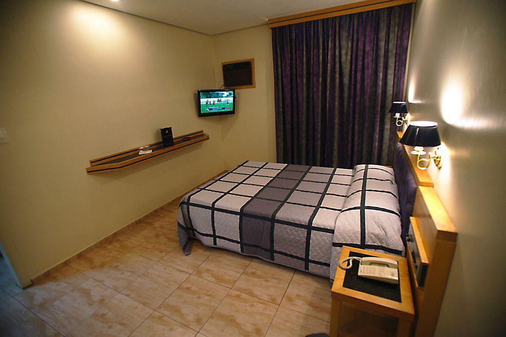 Columbia 3*