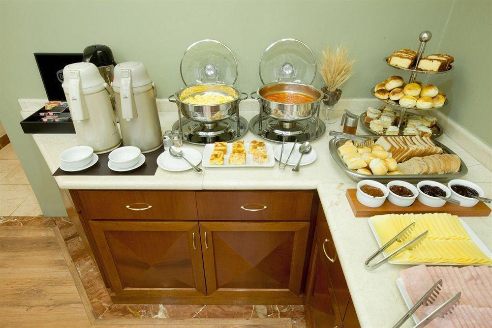 Hotel Moncloa 3*