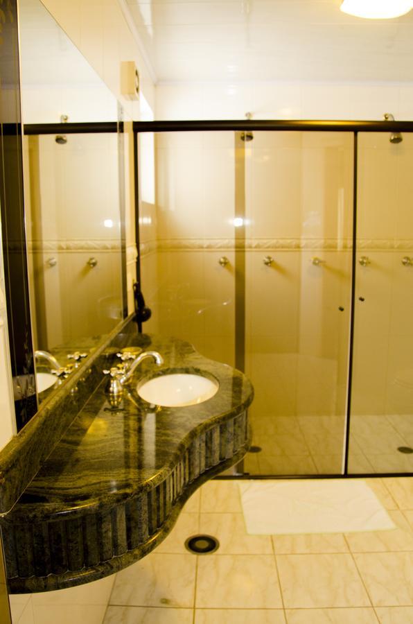Omega Palace Hotel 3*