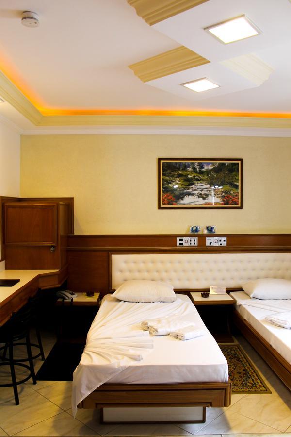 Omega Palace Hotel 3*